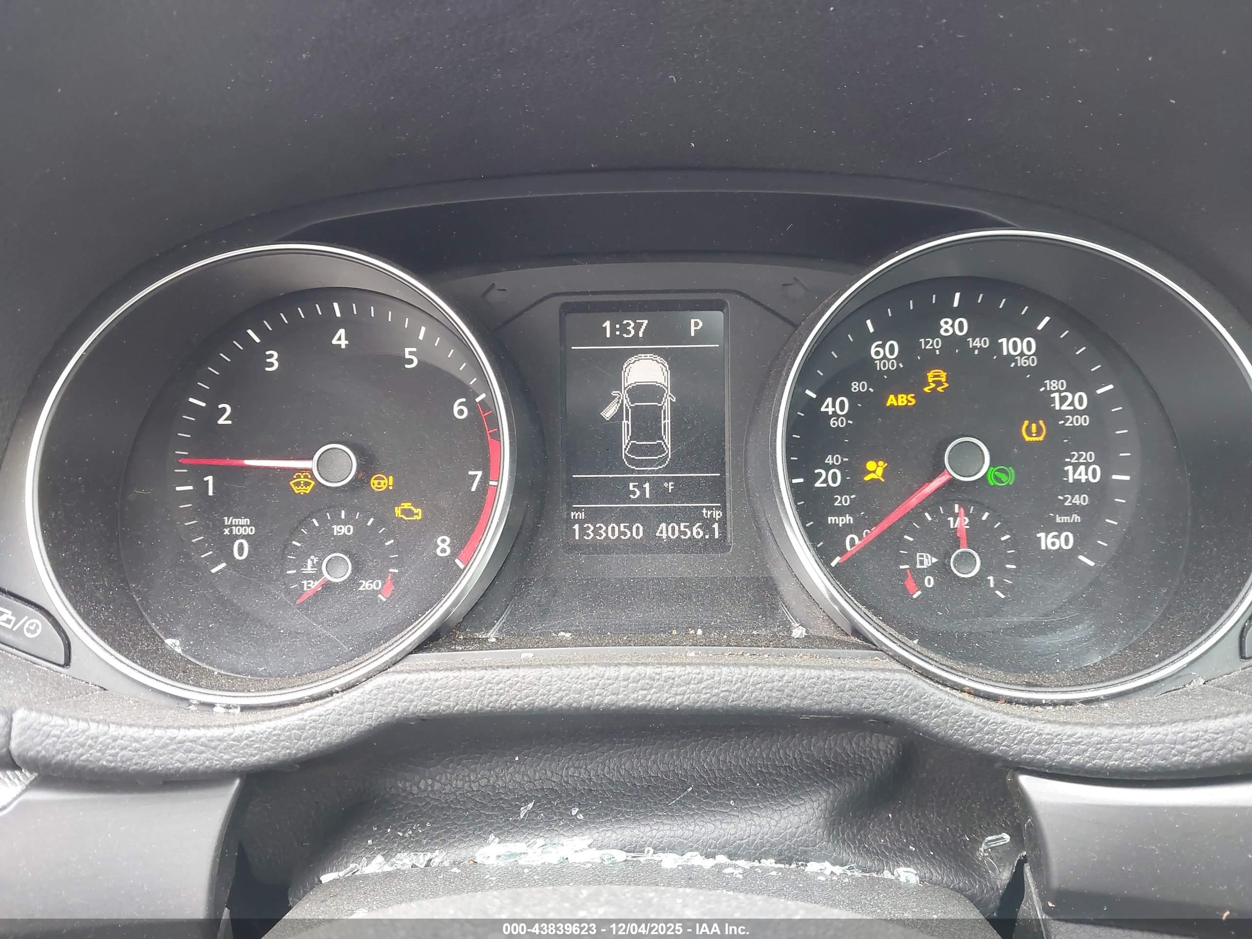 VOLKSWAGEN PASSAT image 7