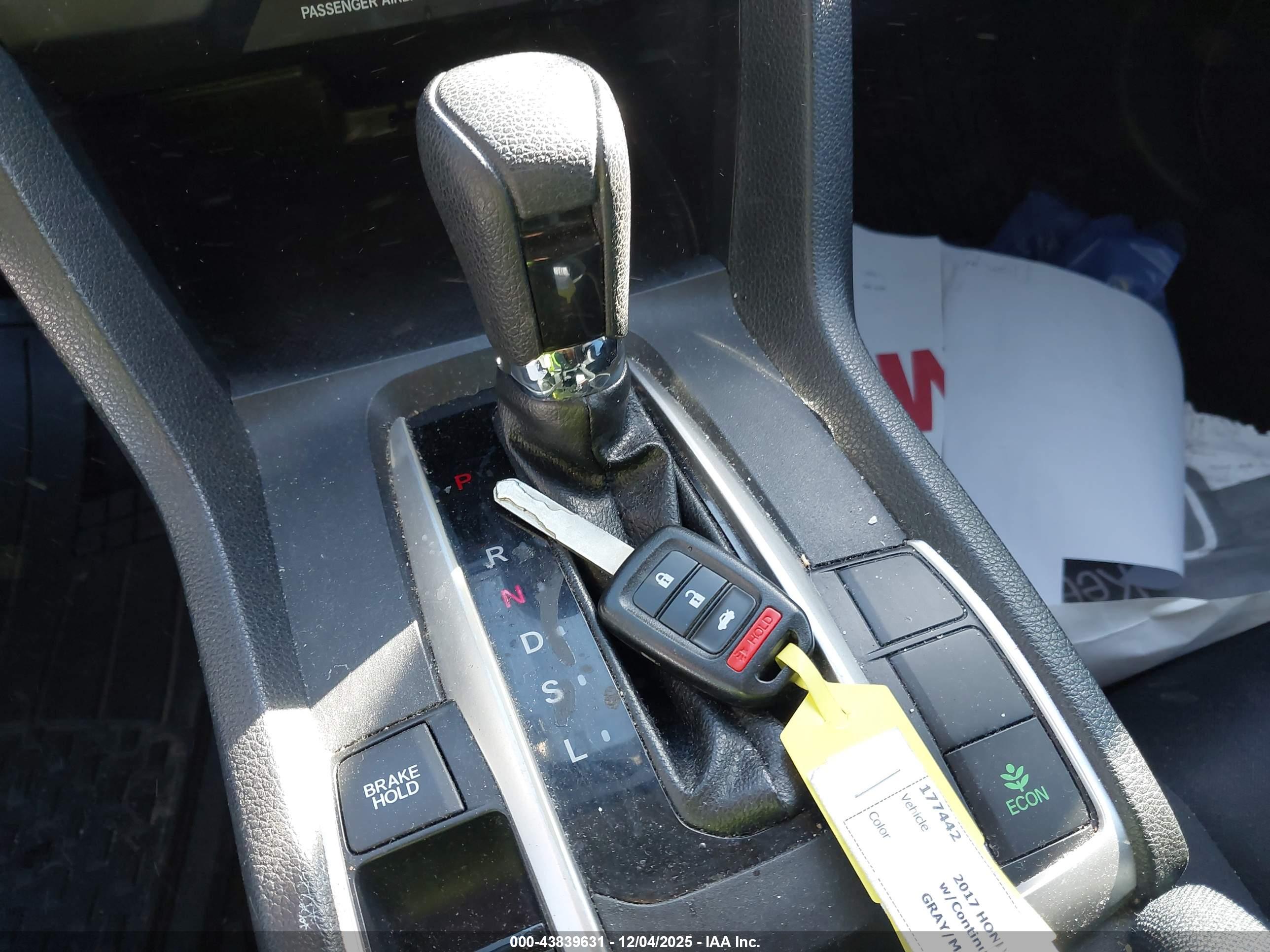HONDA CIVIC image 11