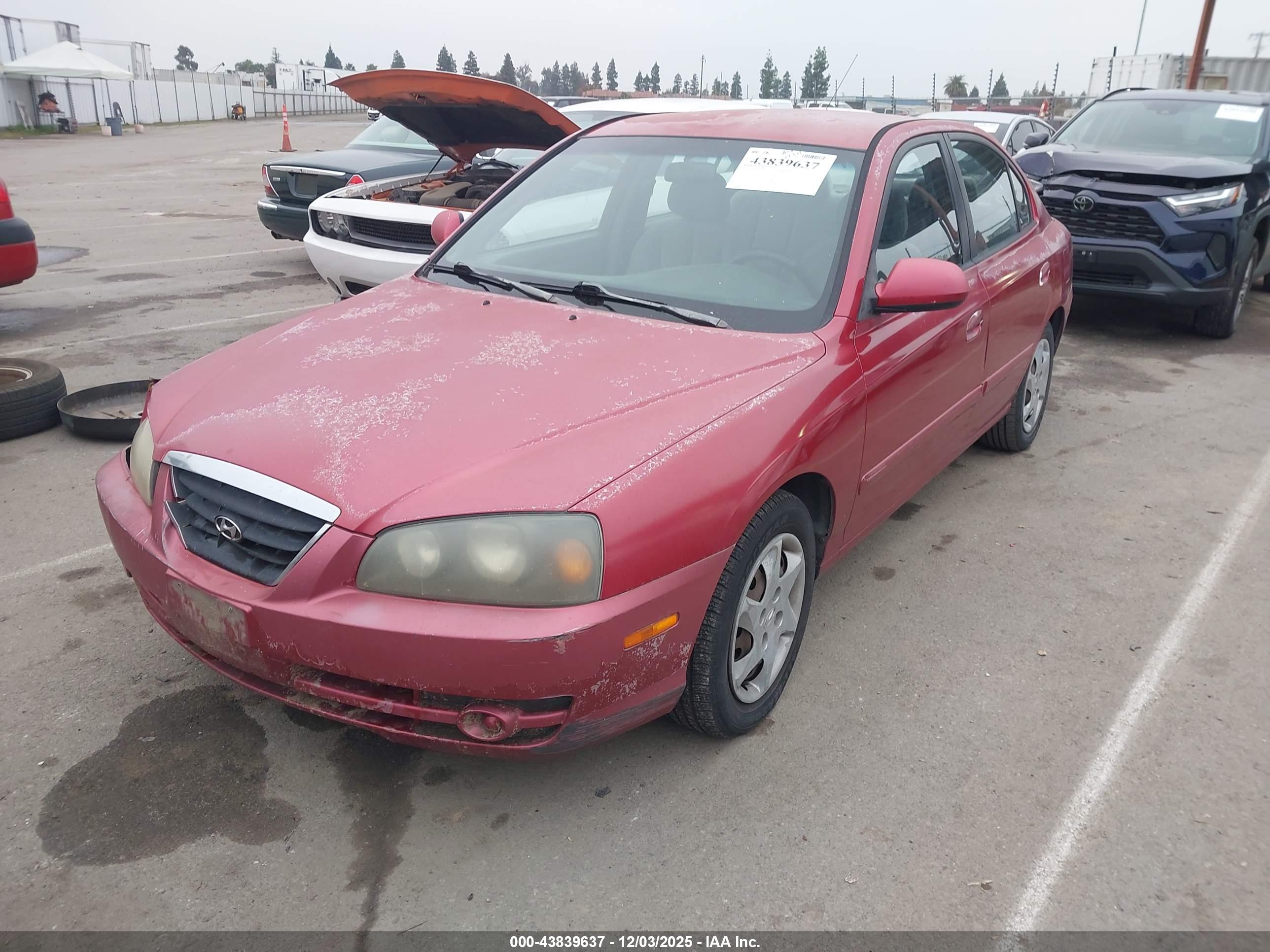 HYUNDAI ELANTRA image 2