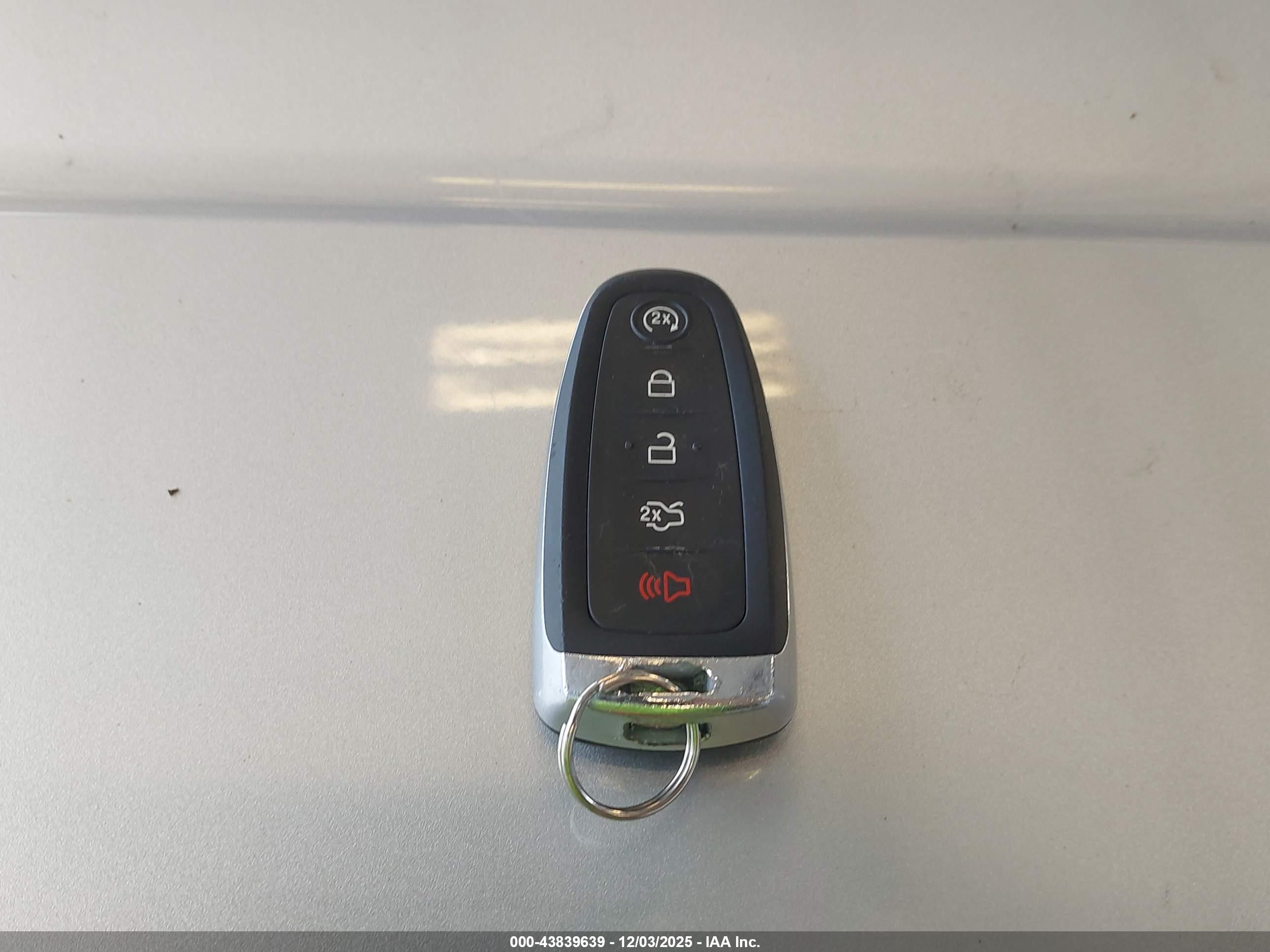 FORD EXPLORER image 11