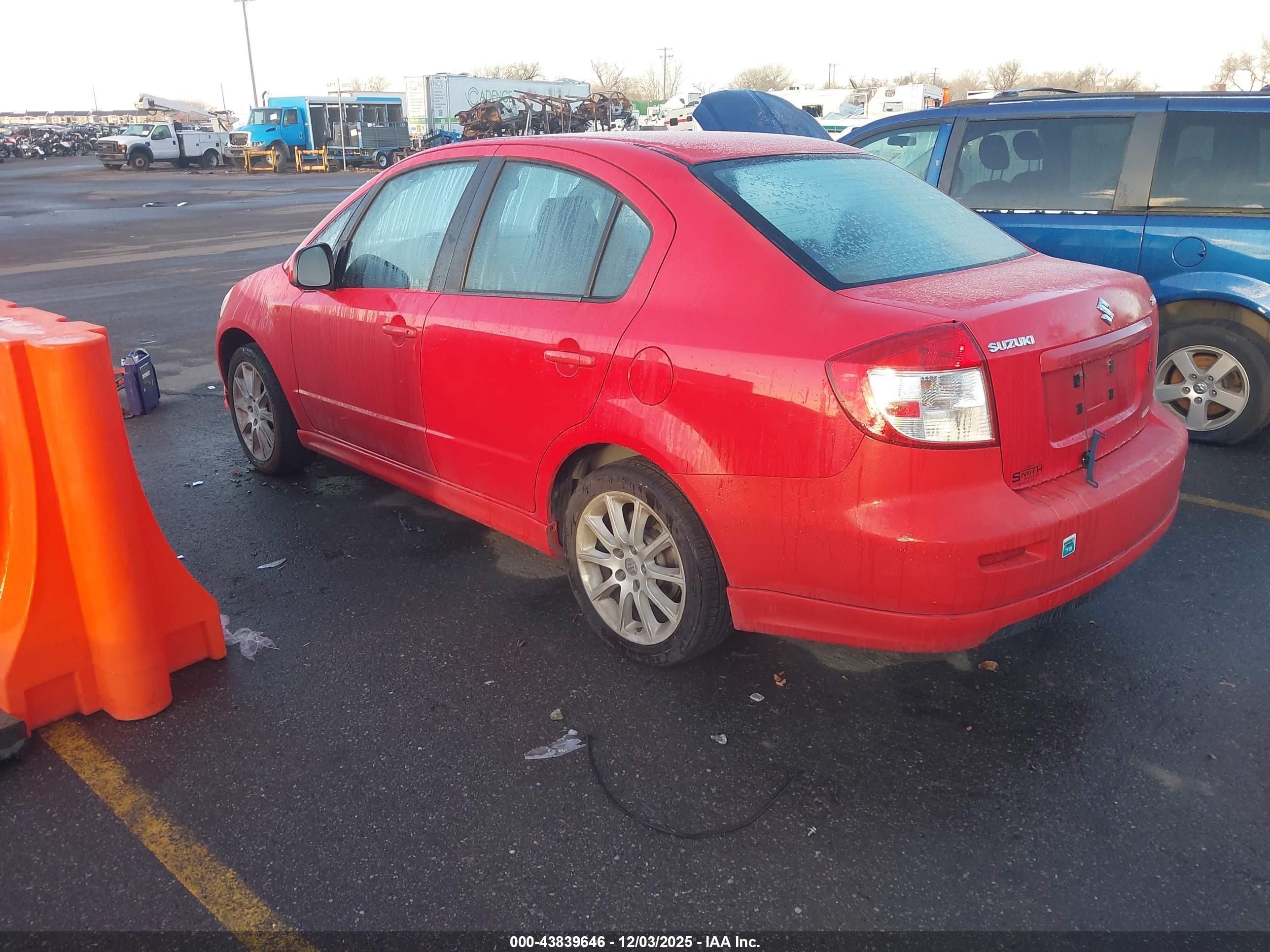 SUZUKI SX4 image 3