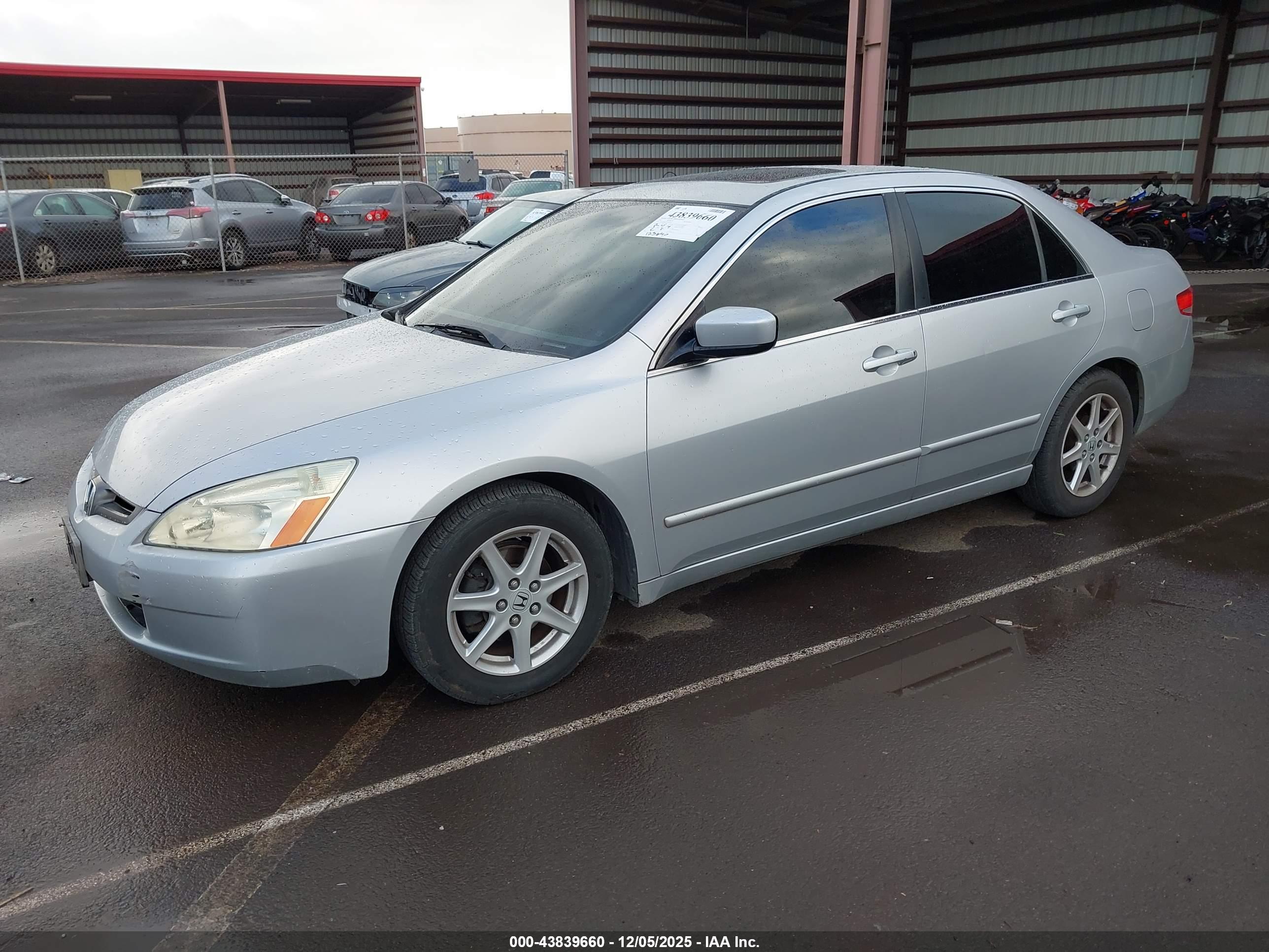 HONDA ACCORD image 2