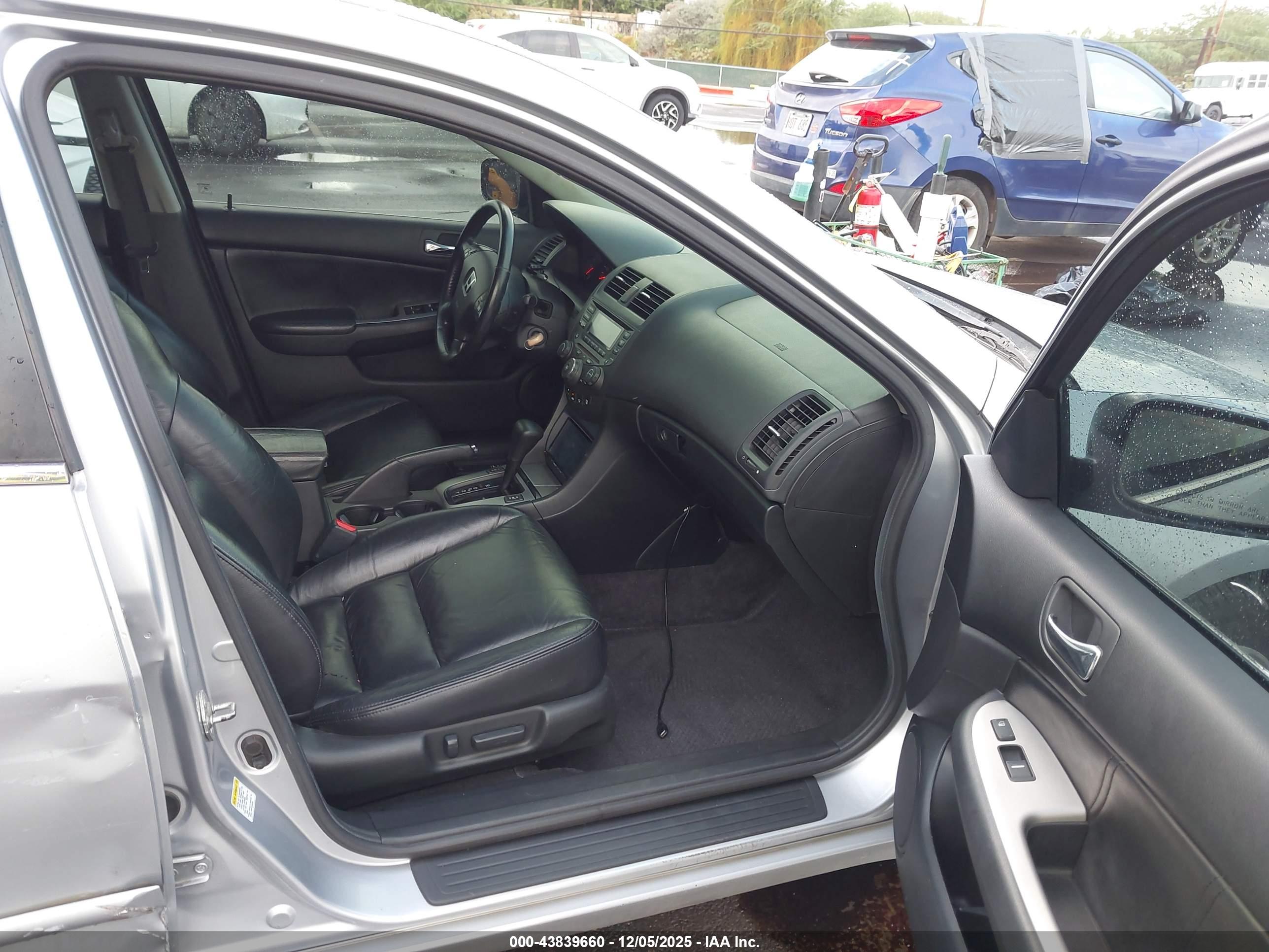 HONDA ACCORD image 5