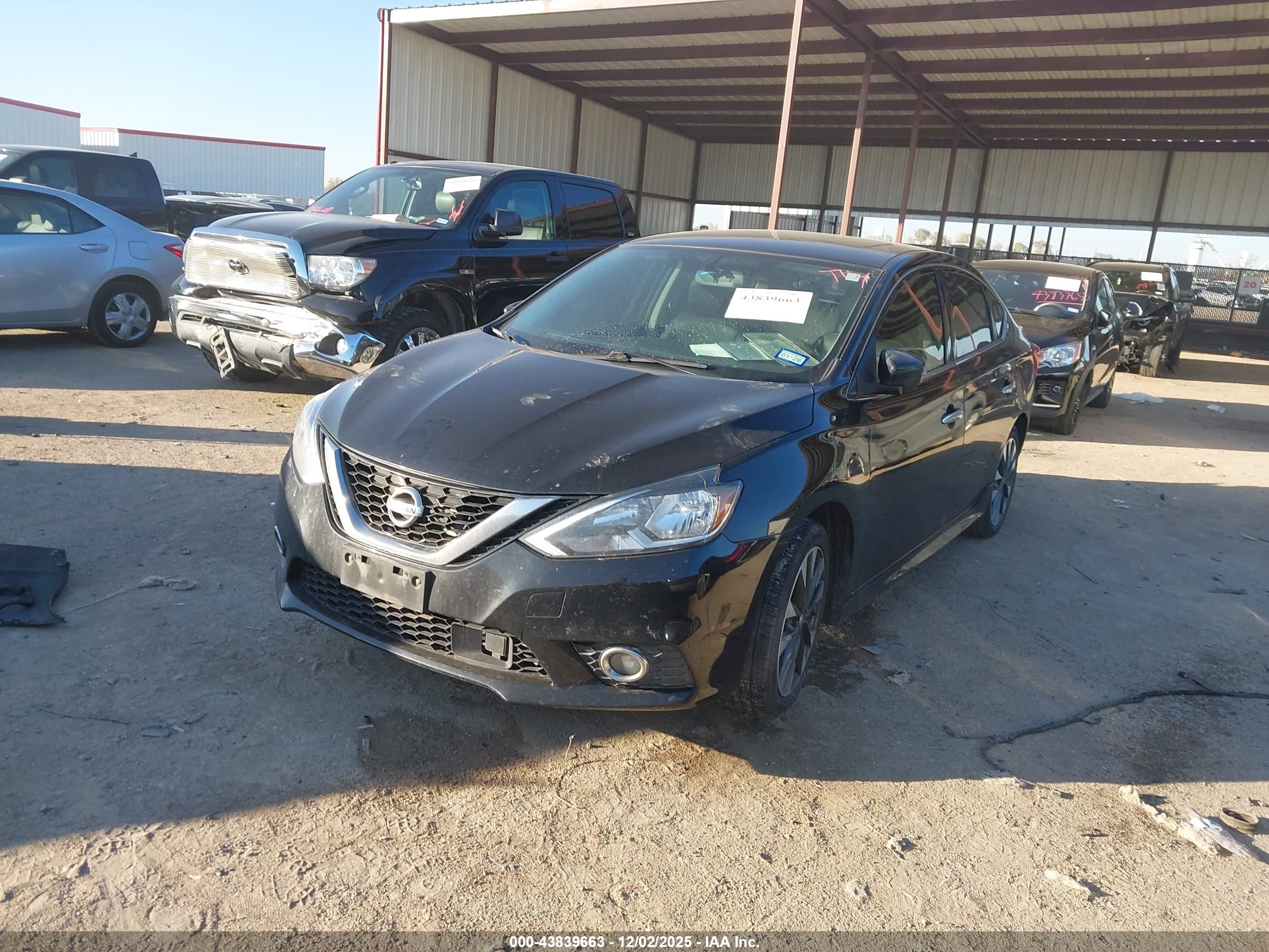 NISSAN SENTRA image 2