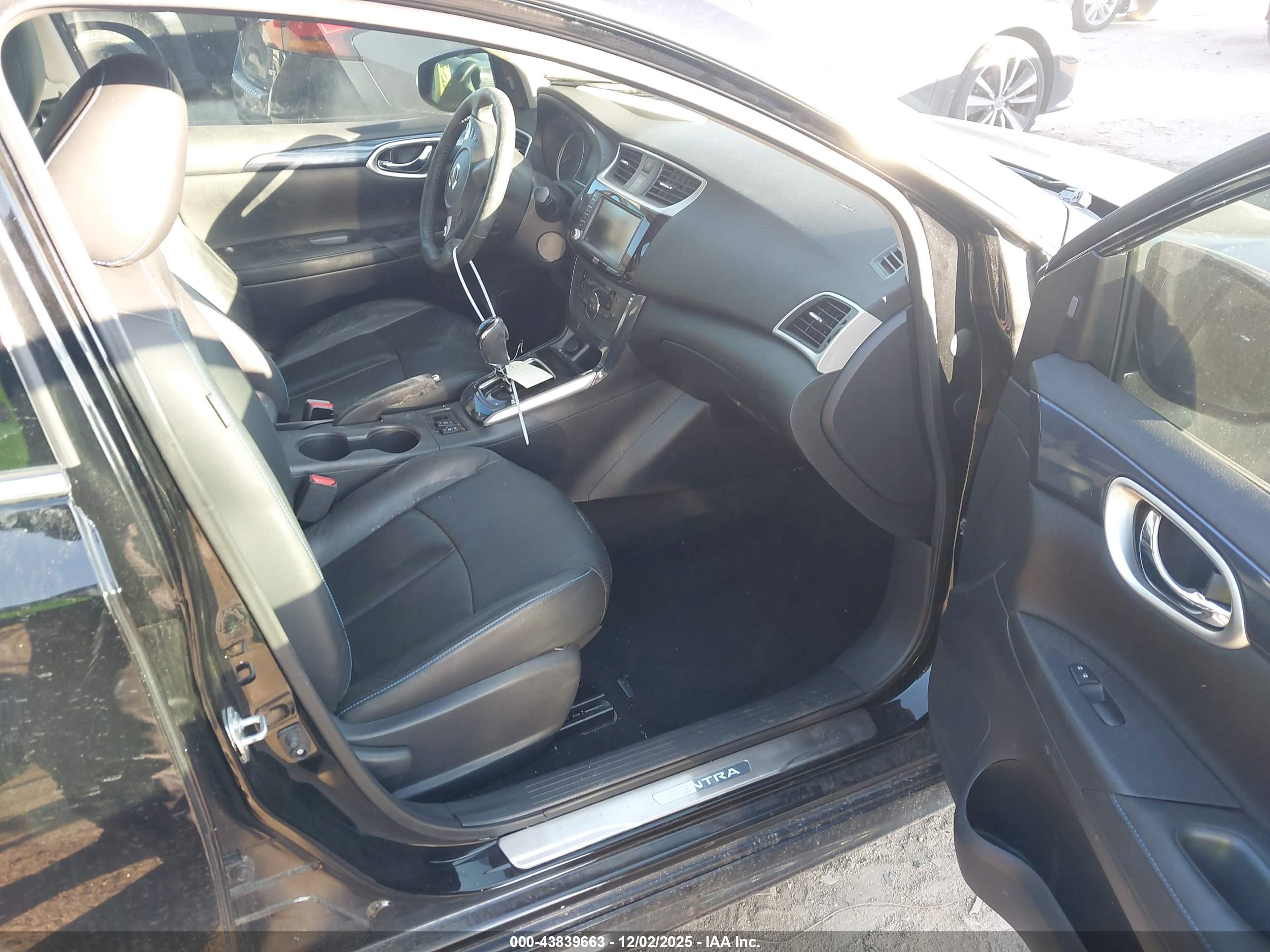 NISSAN SENTRA image 5