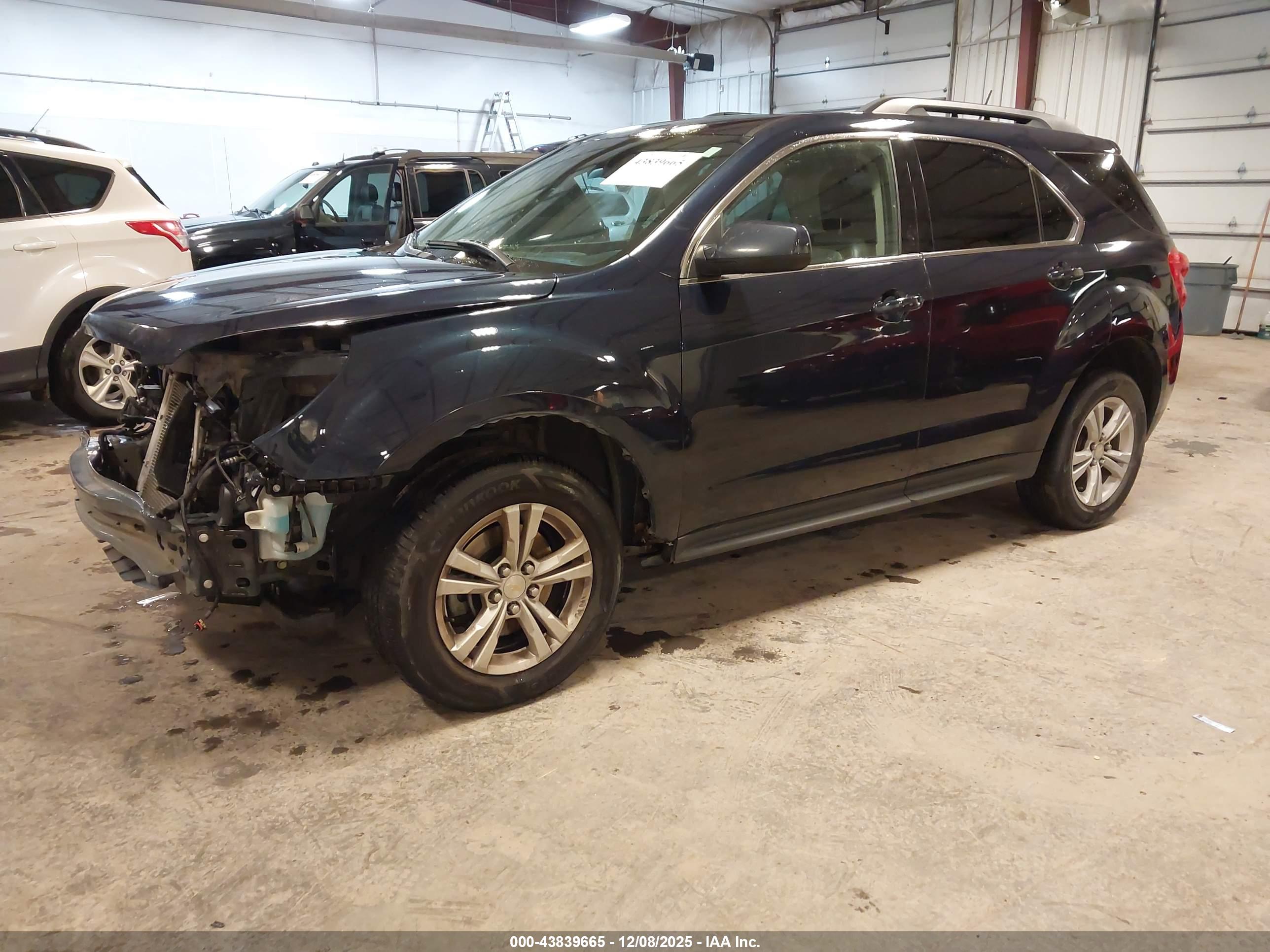 CHEVROLET EQUINOX image 2