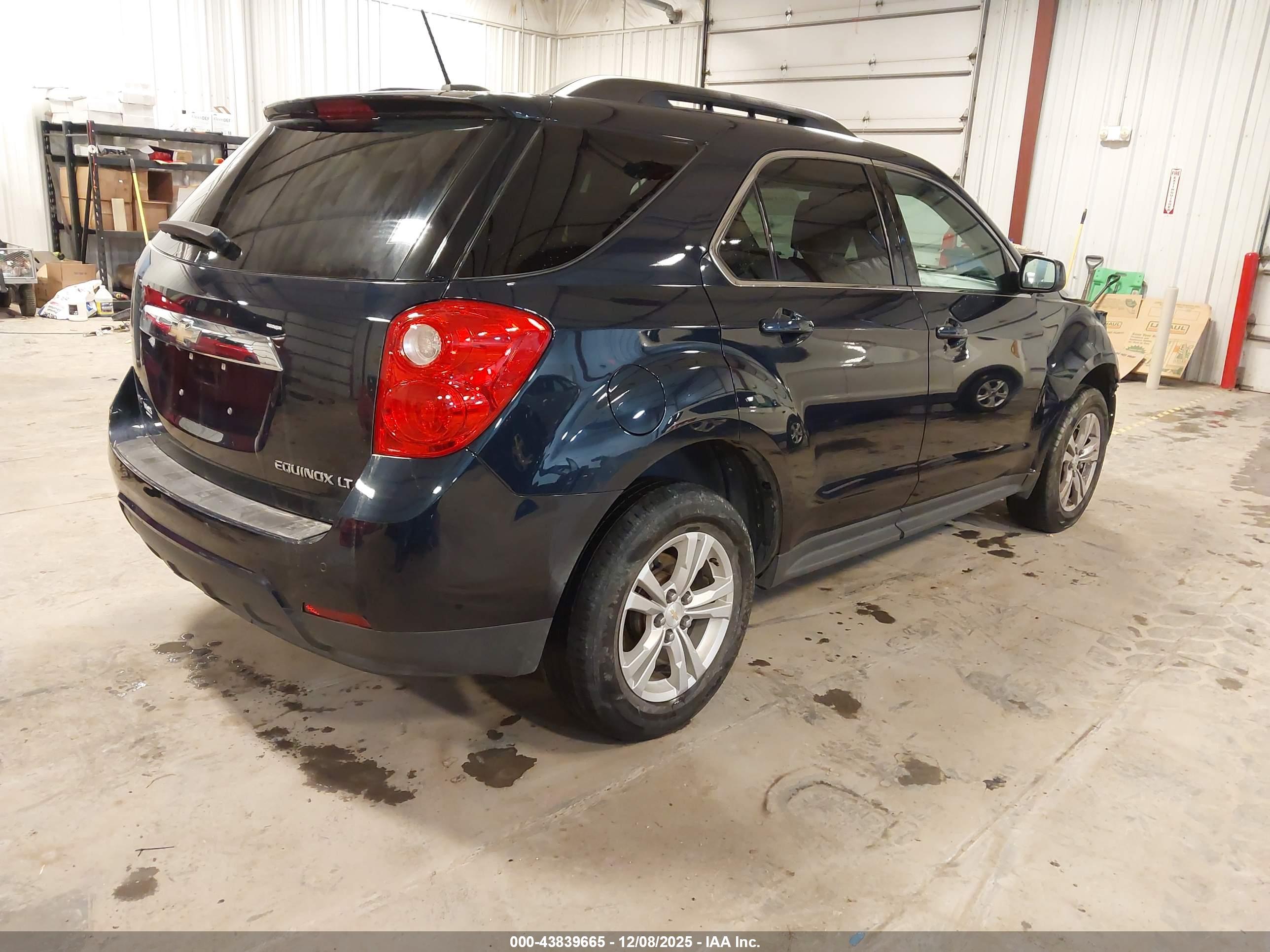 CHEVROLET EQUINOX image 4