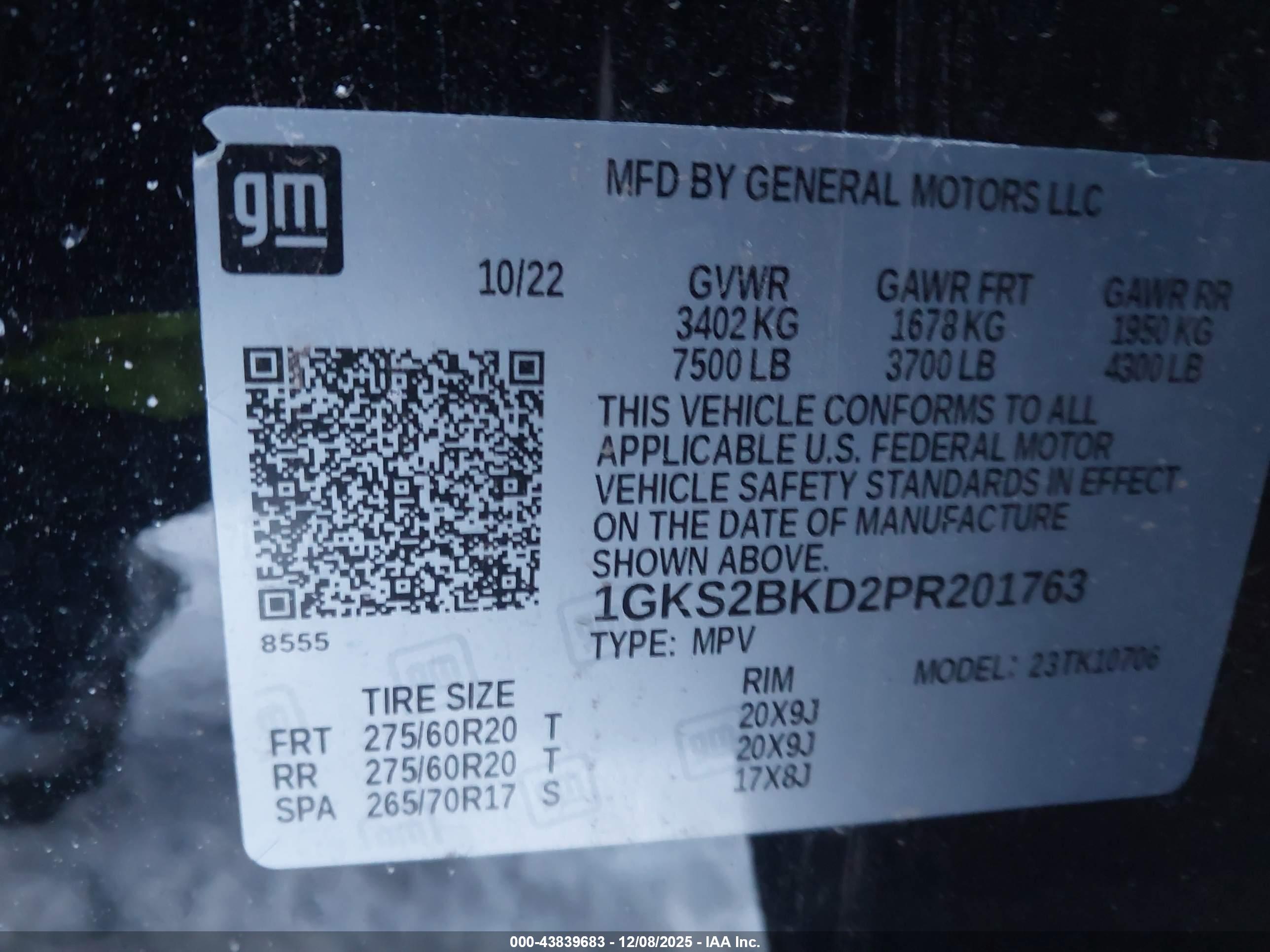 GMC YUKON image 9