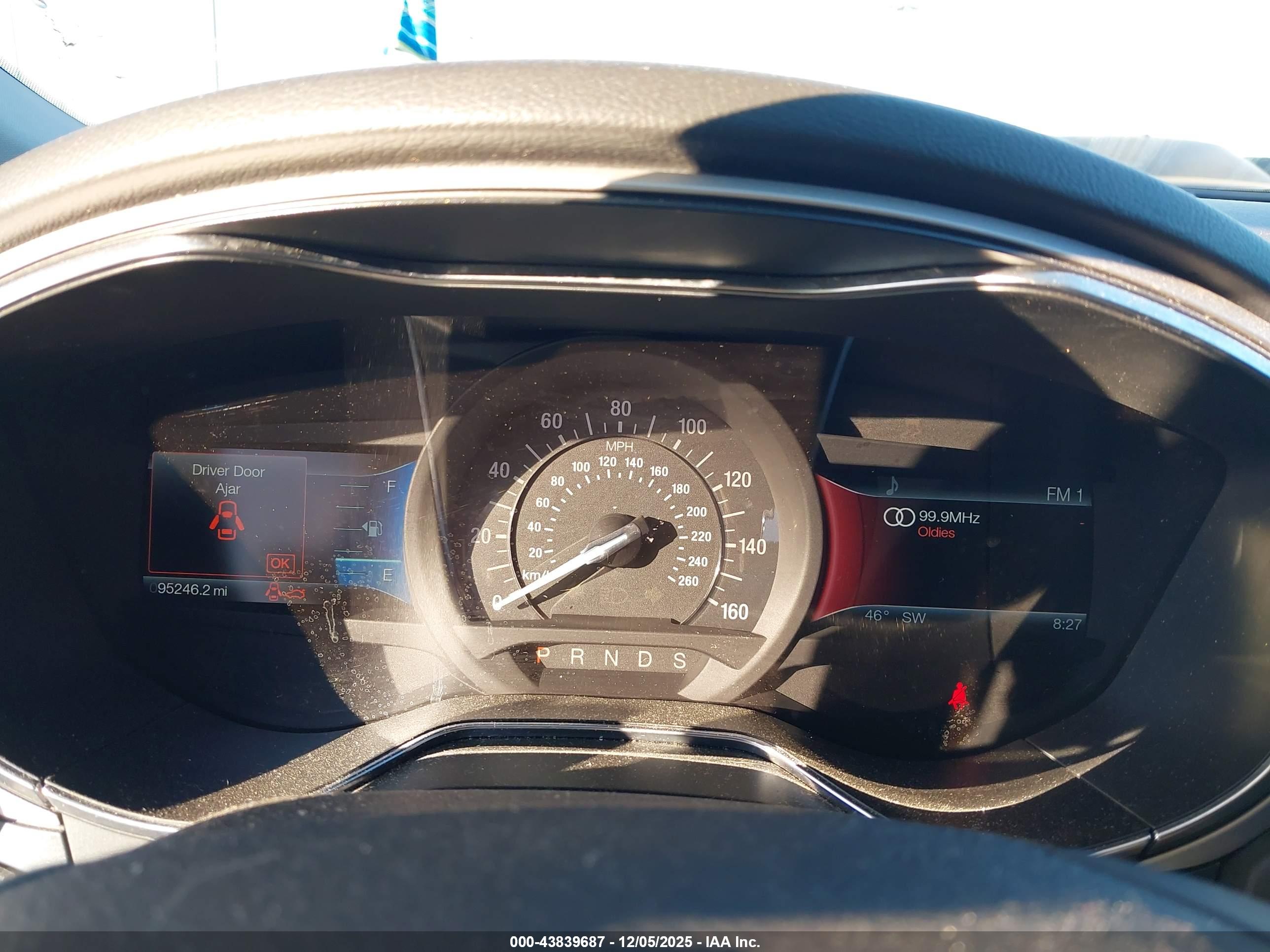 FORD FUSION image 7