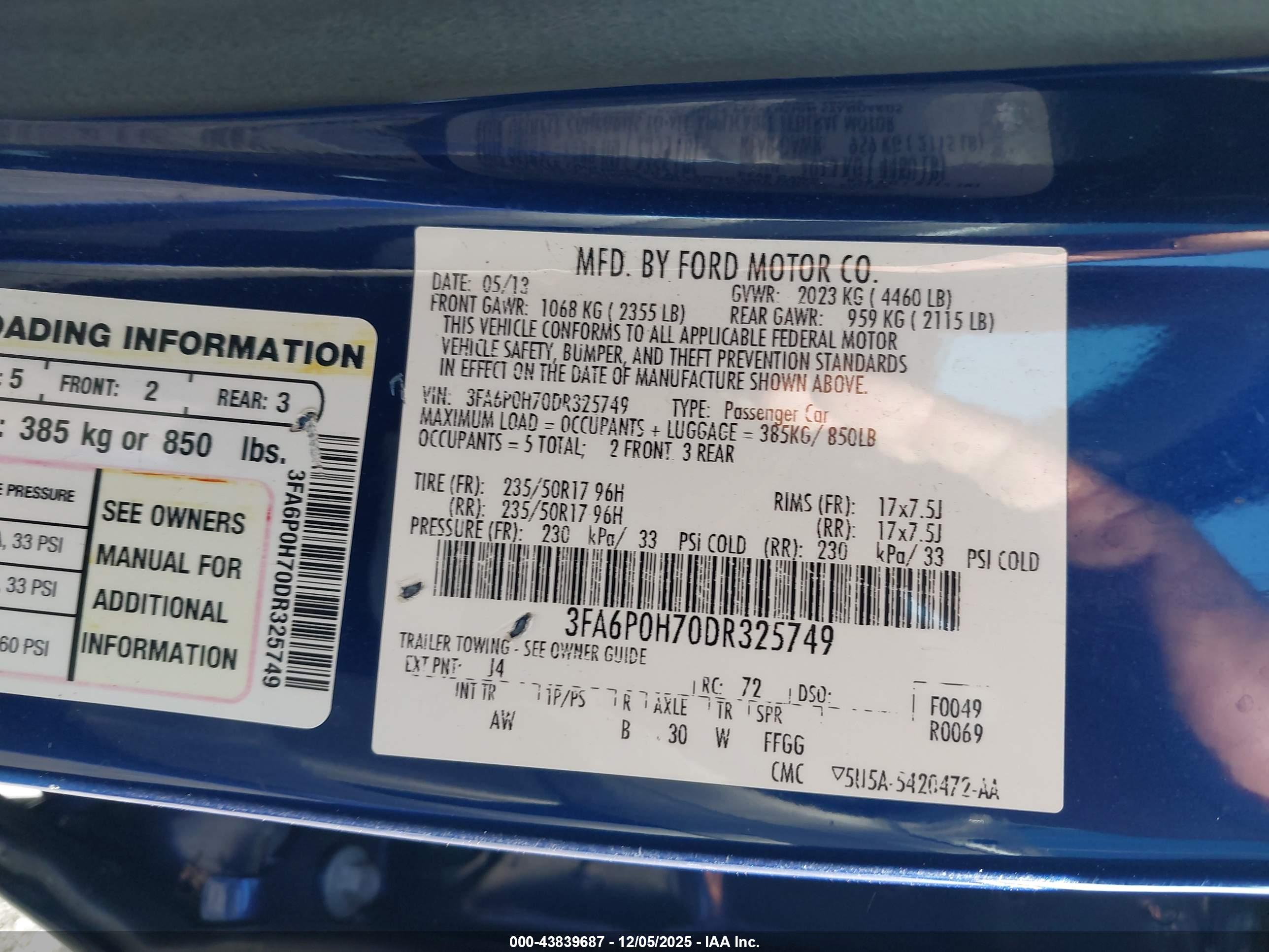 FORD FUSION image 9