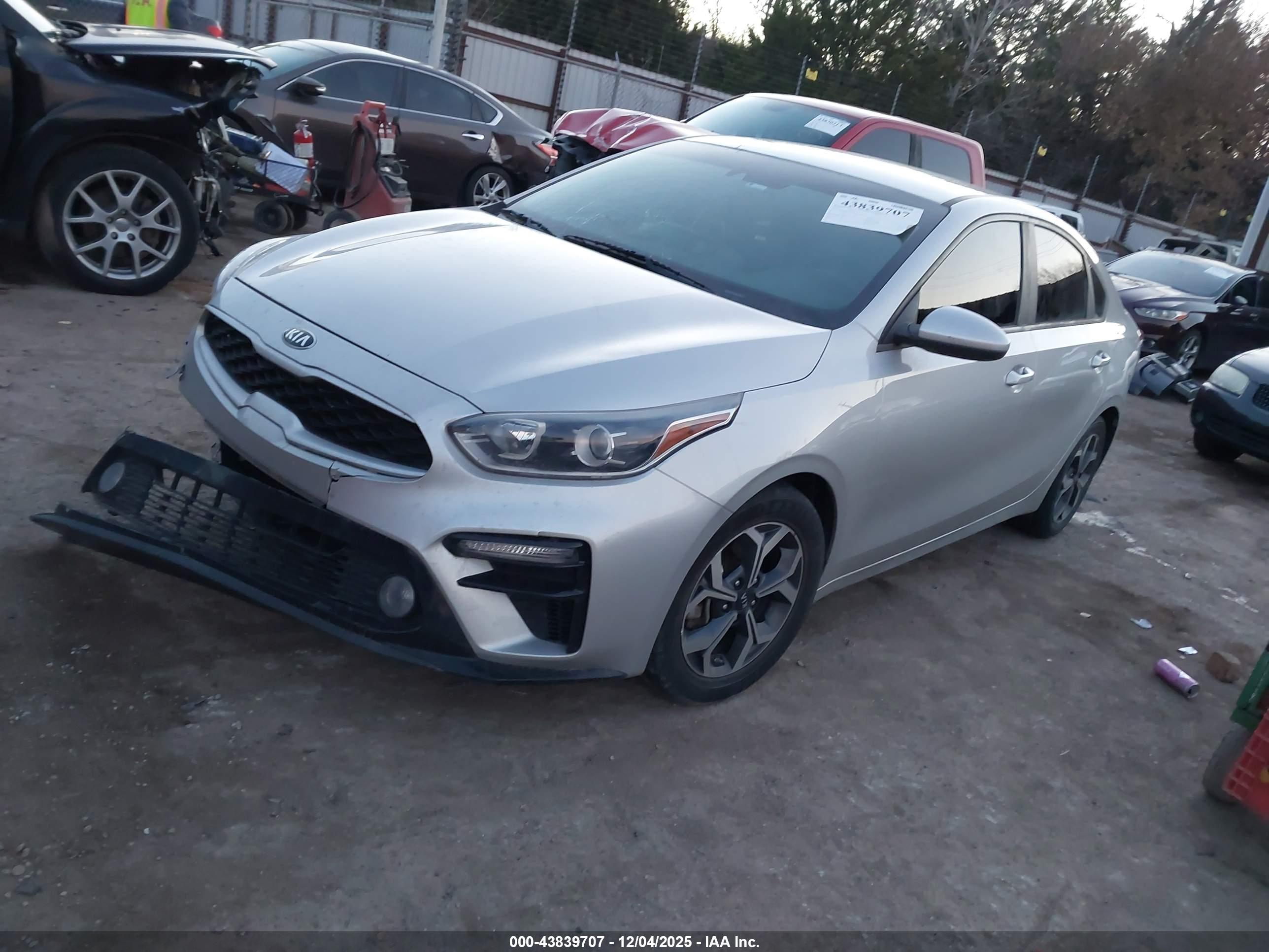 KIA FORTE image 2