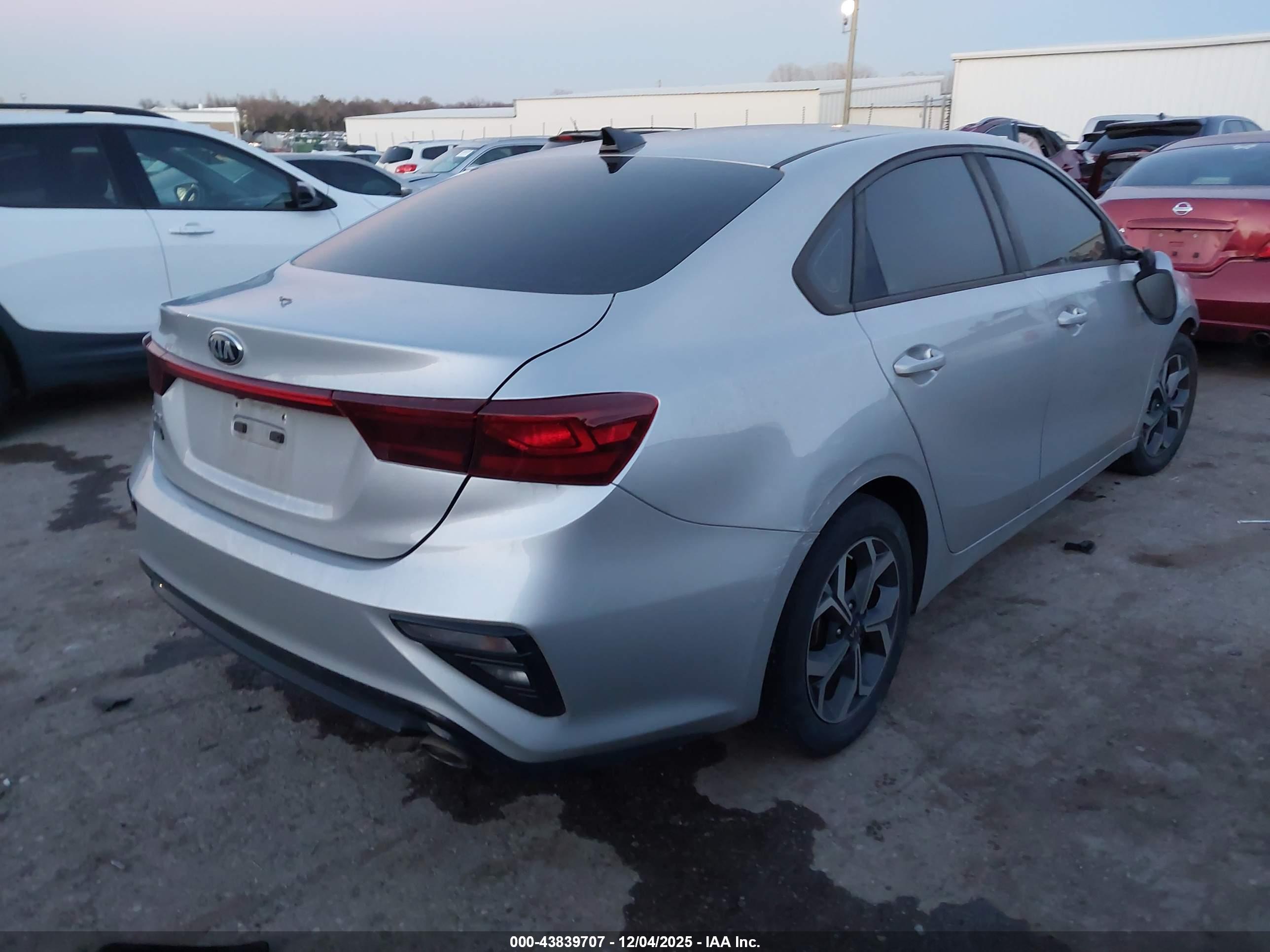KIA FORTE image 4