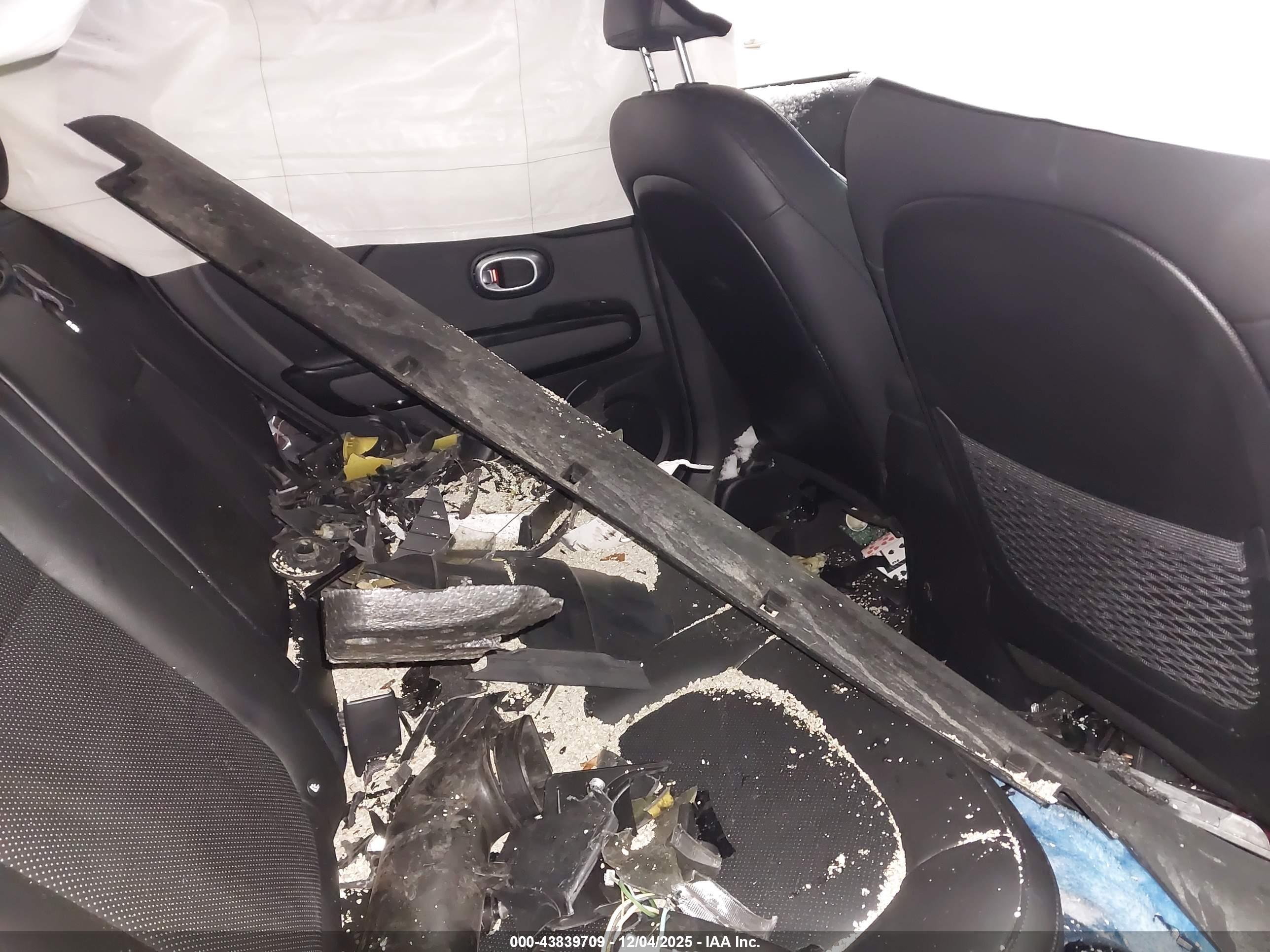 KIA SOUL image 8