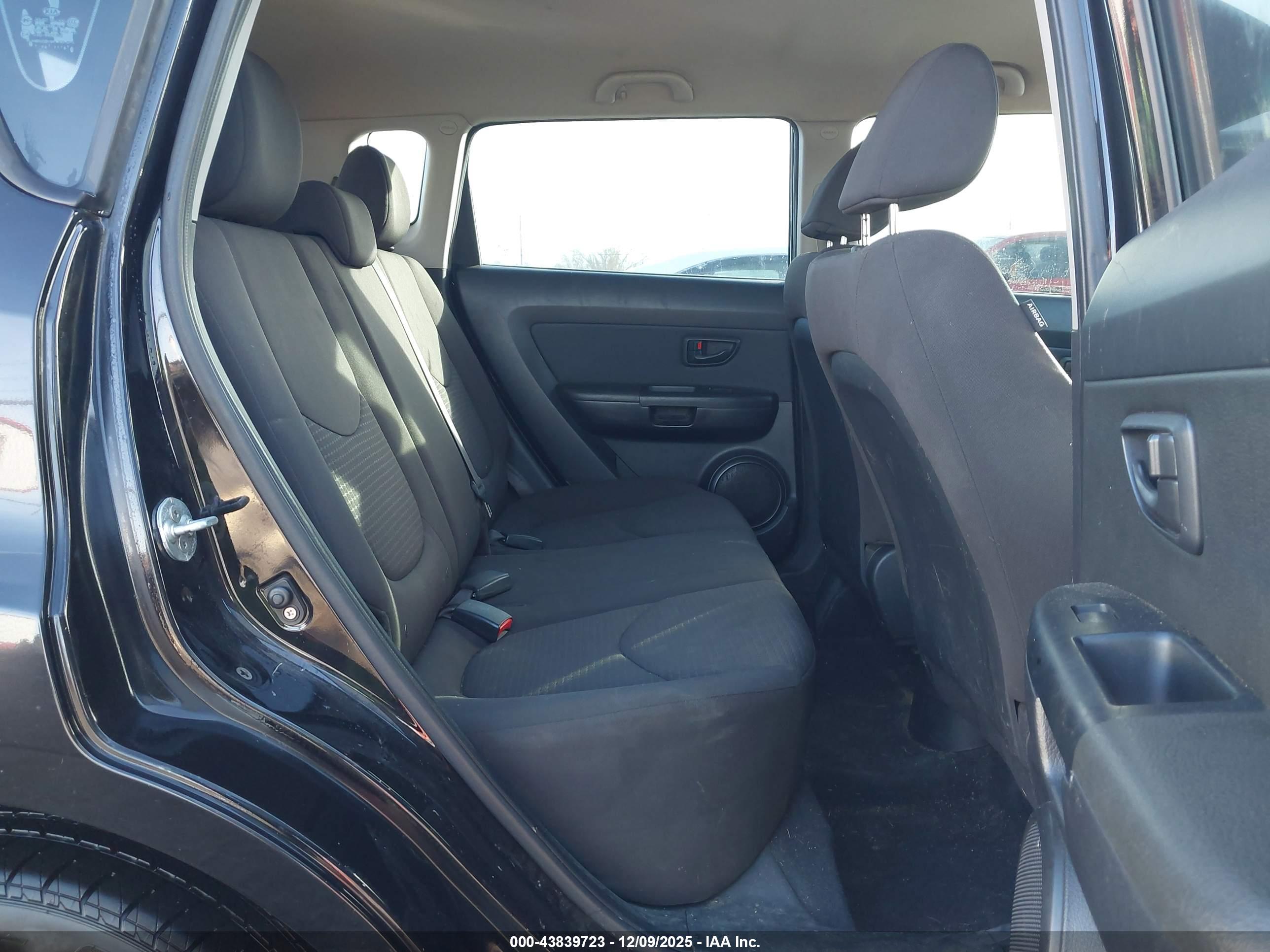 KIA SOUL image 8