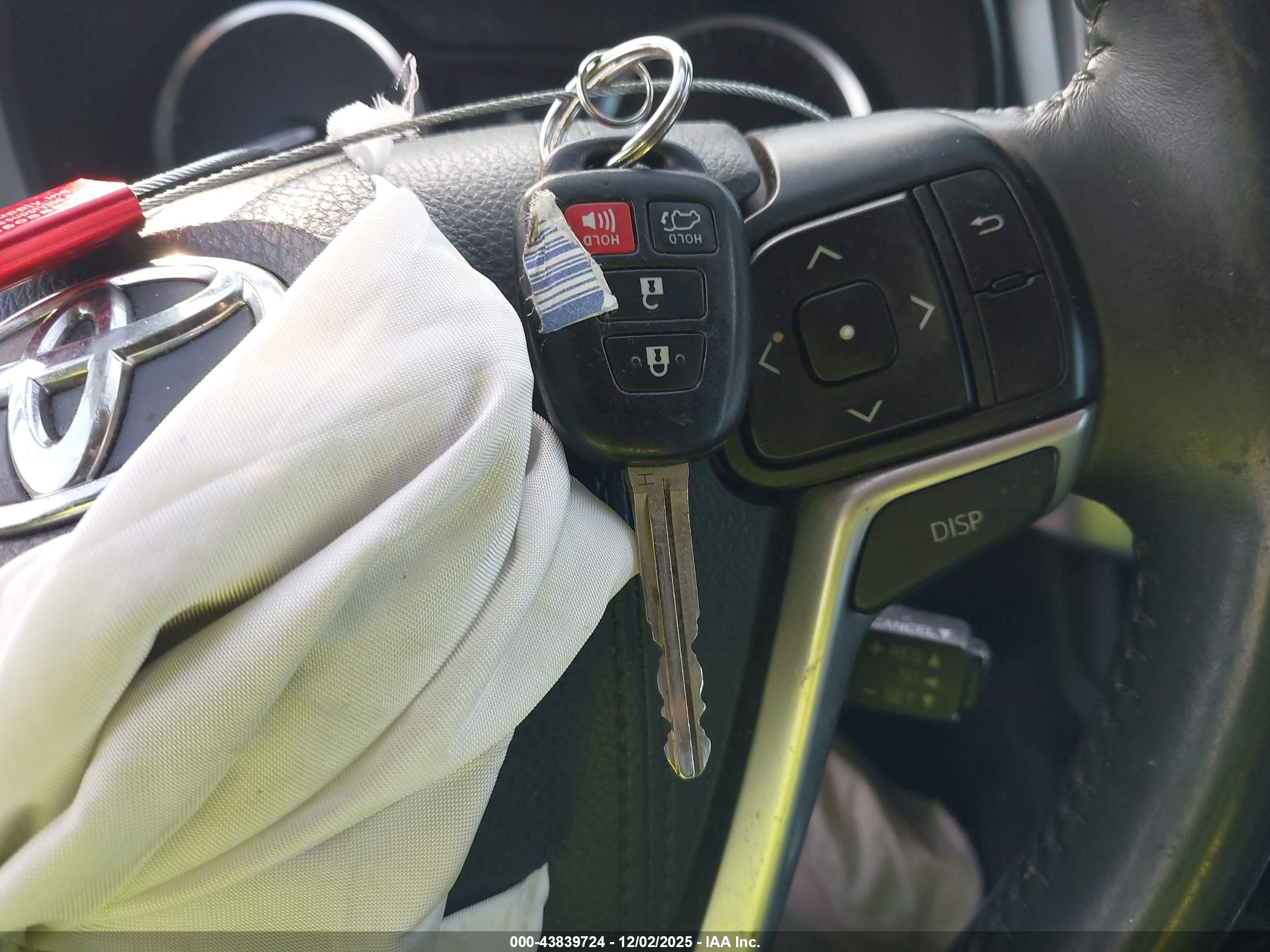 TOYOTA HIGHLANDER image 11