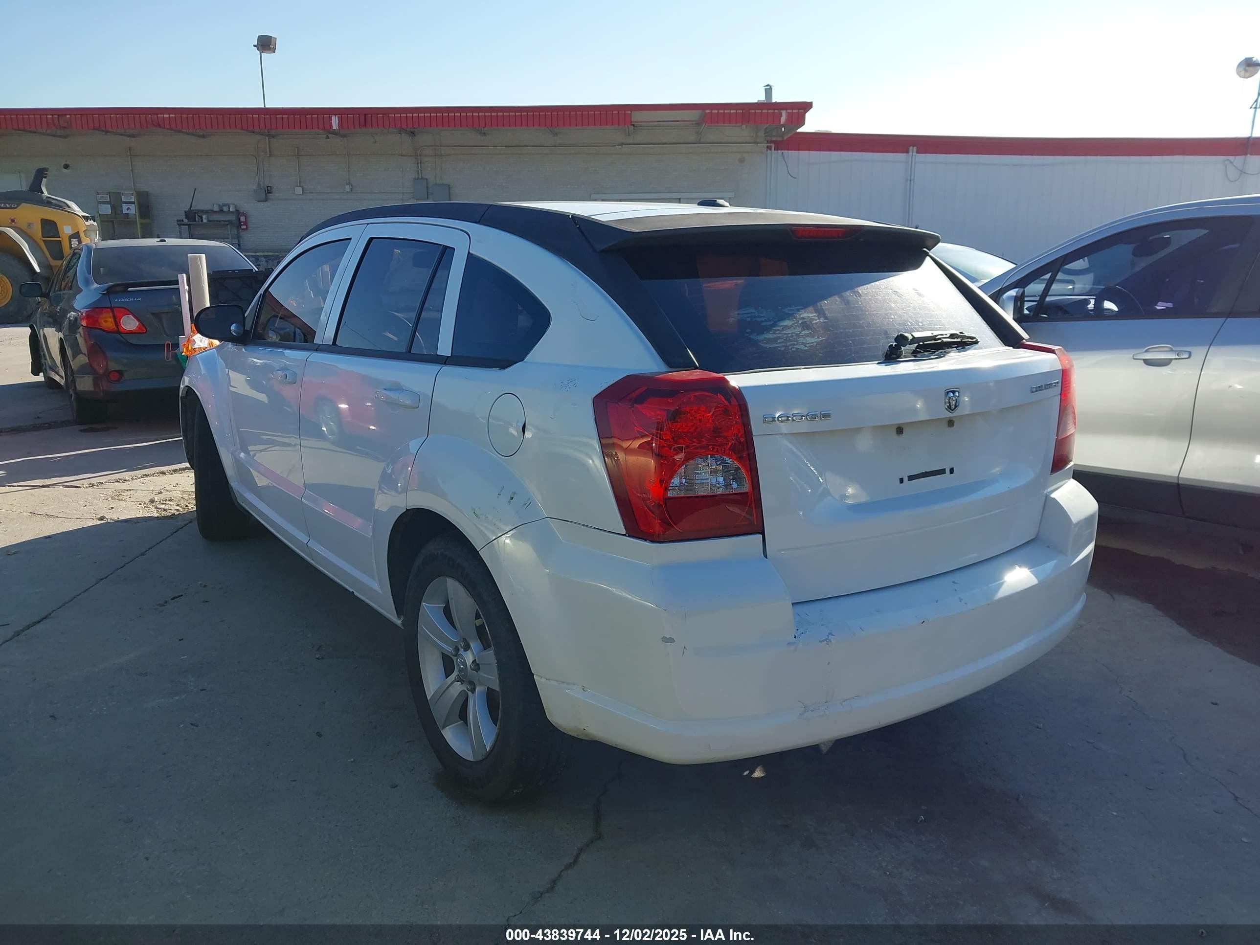 DODGE CALIBER image 3