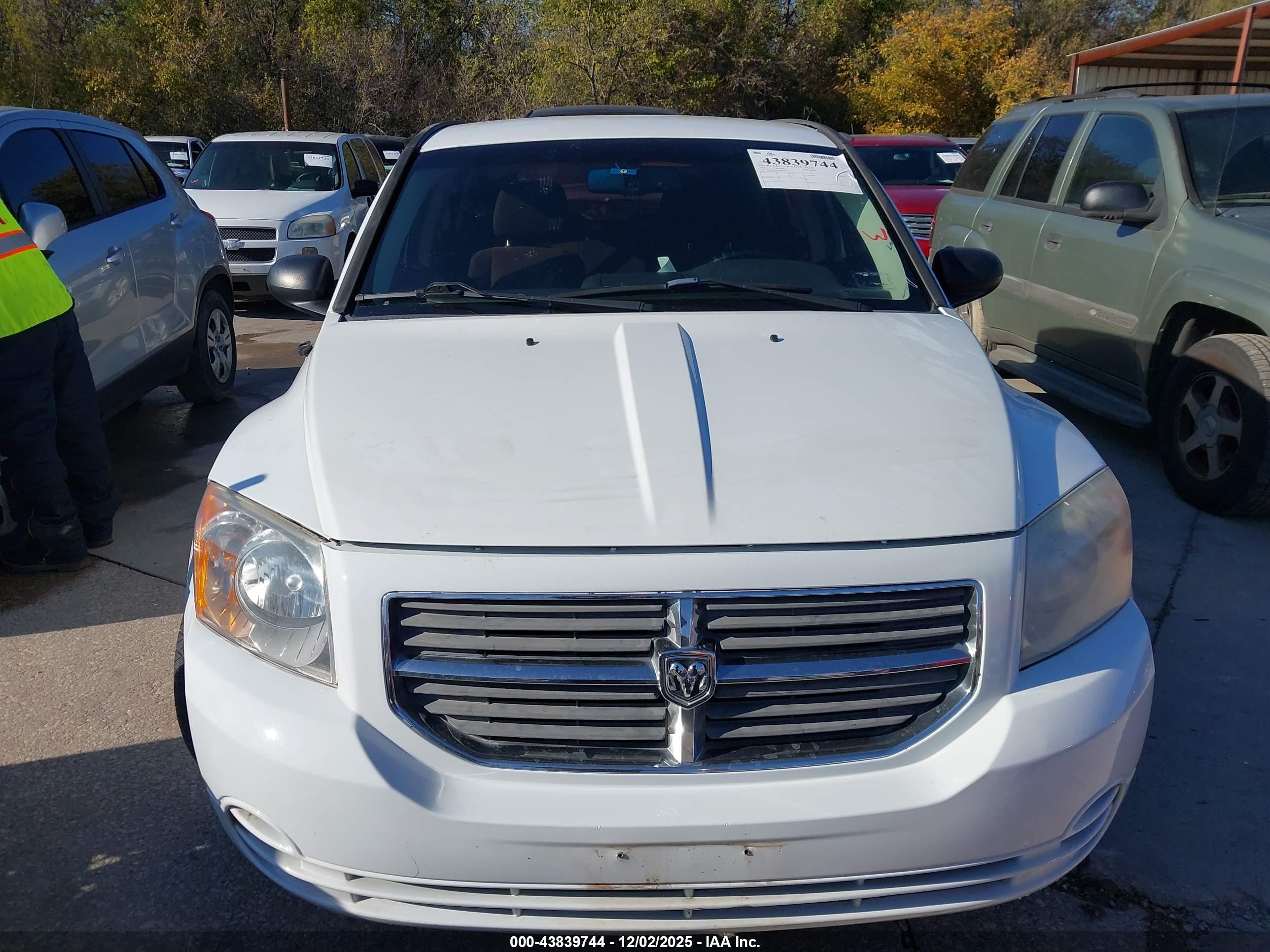 DODGE CALIBER image 6