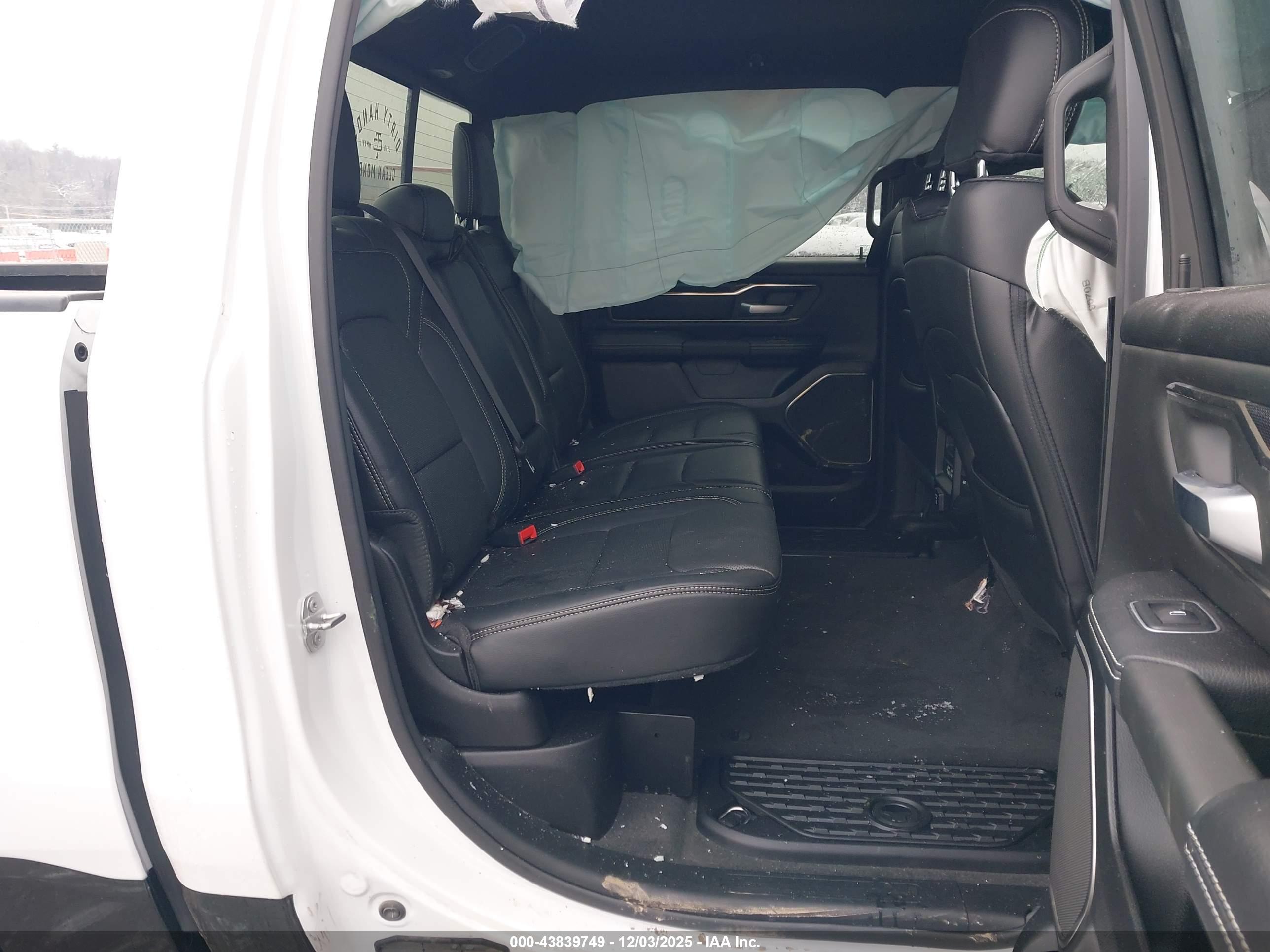 RAM 1500 image 8