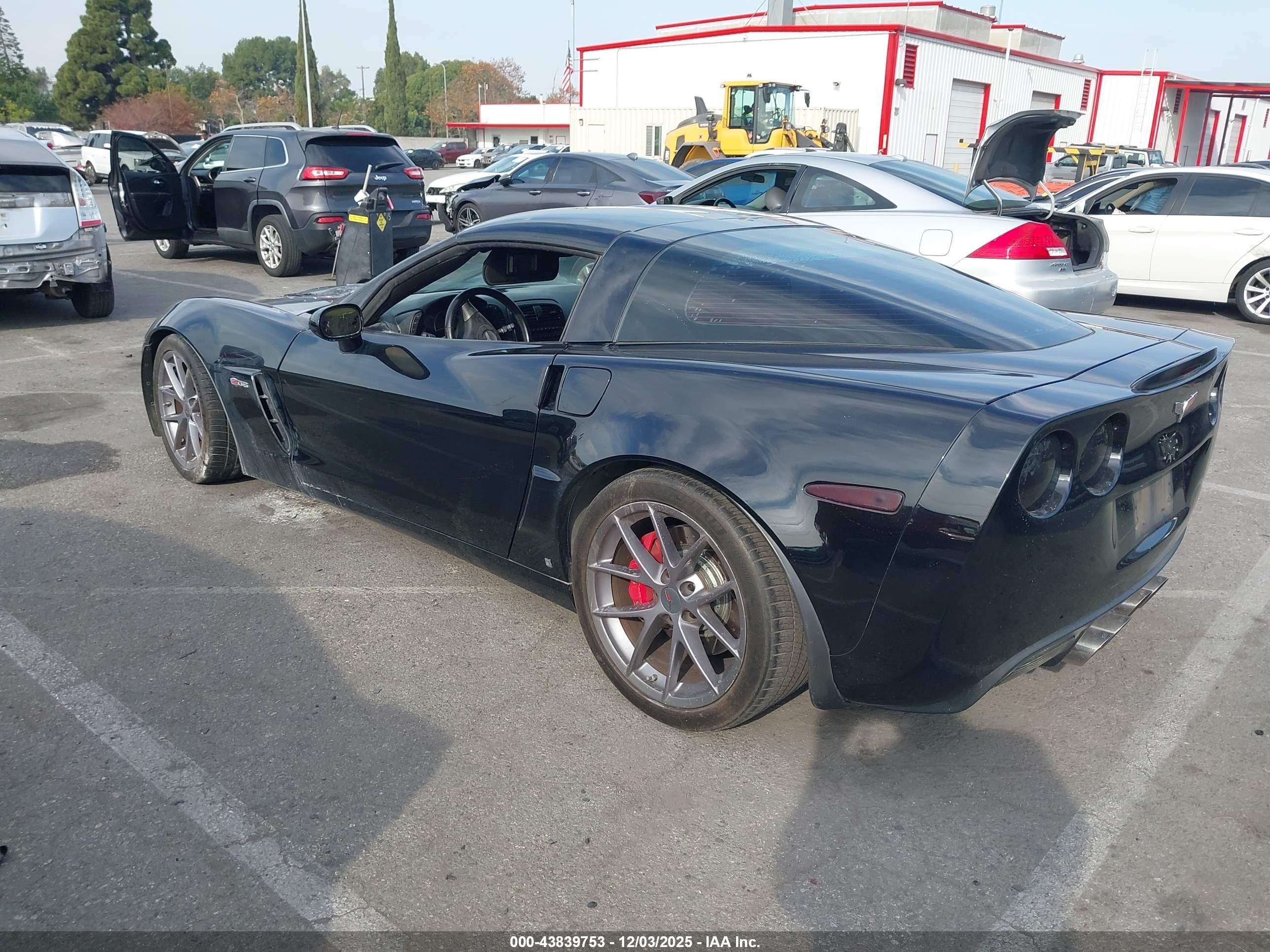 CHEVROLET CORVETTE image 3