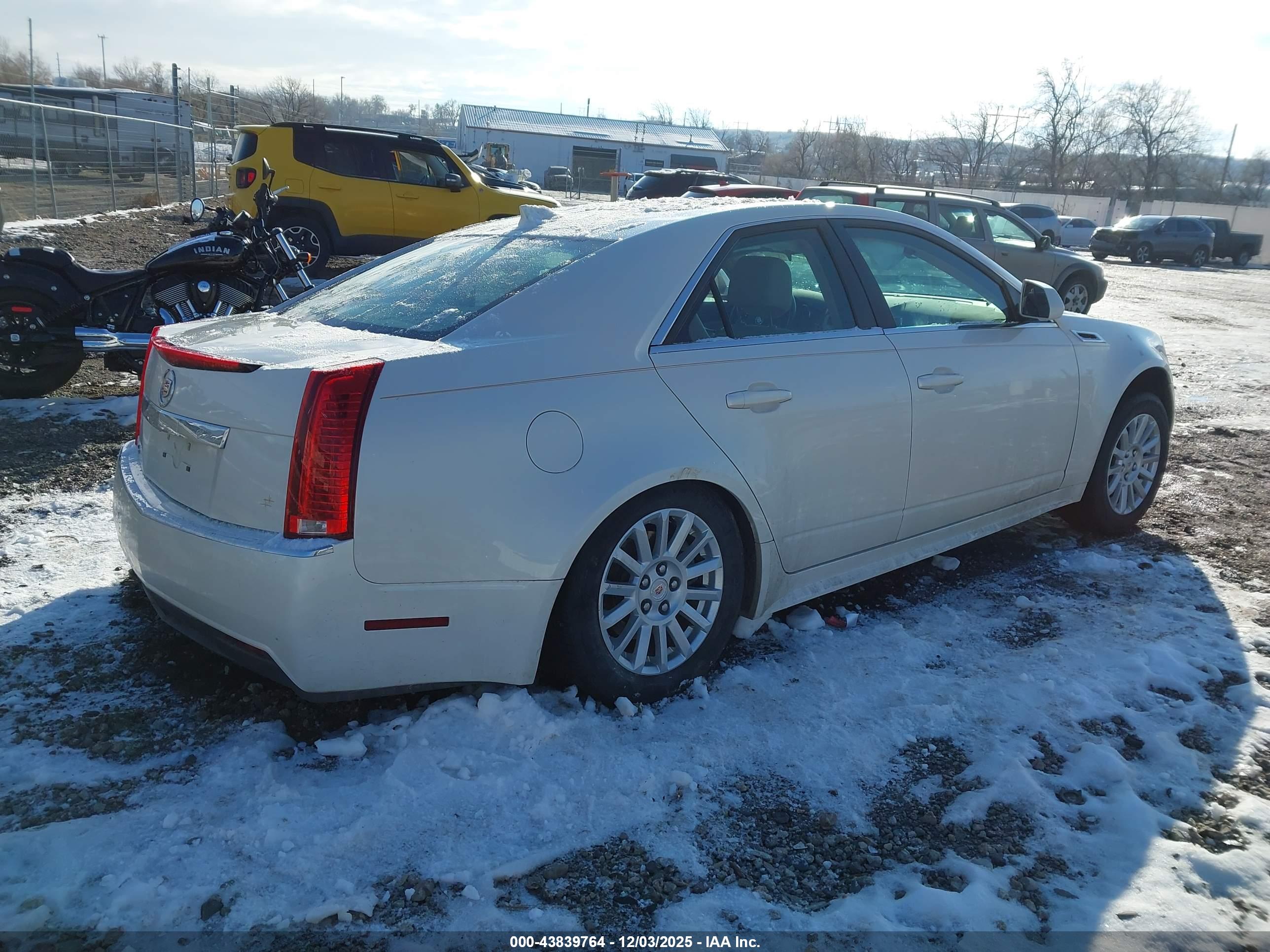 CADILLAC CTS image 4