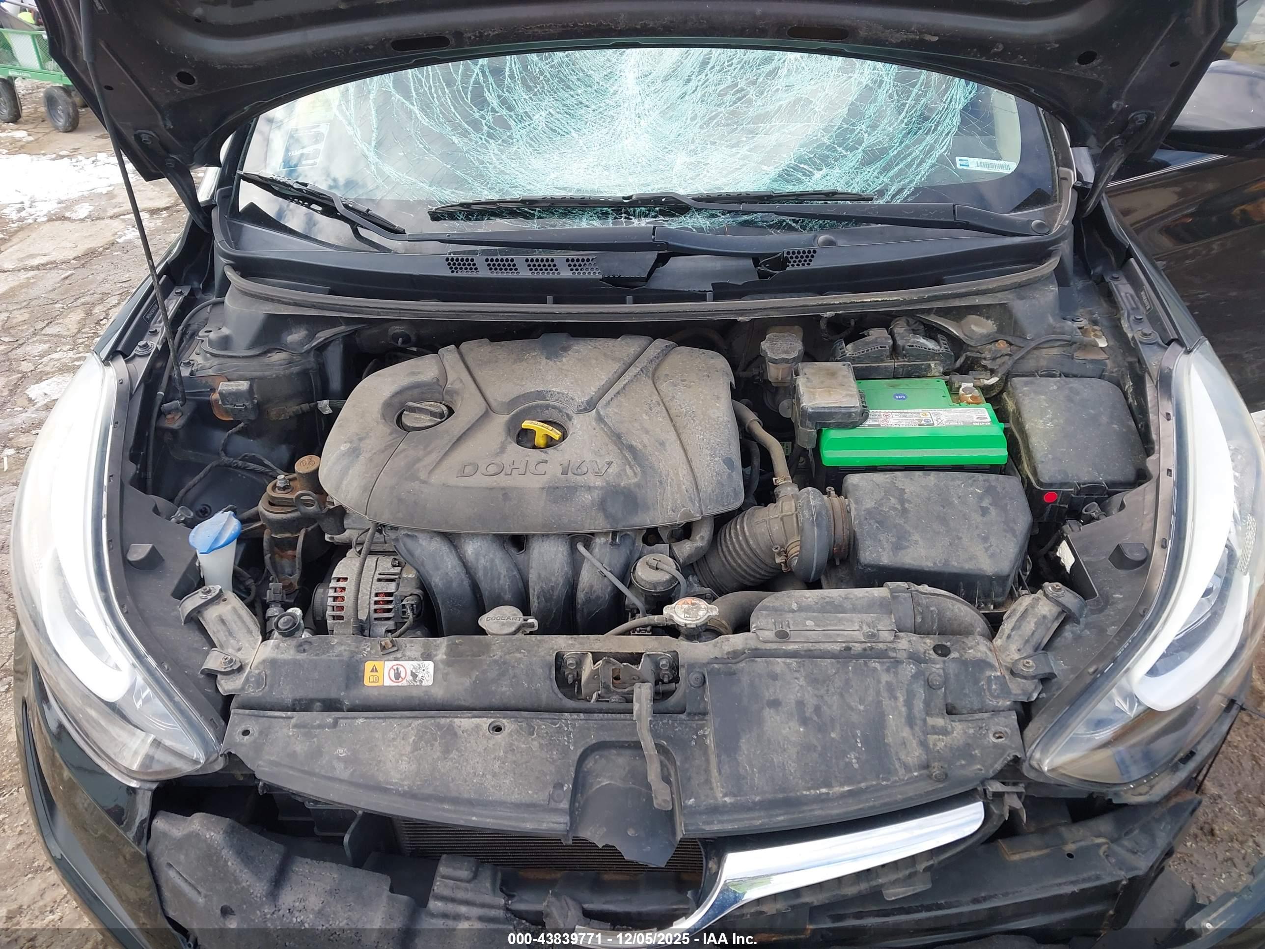 HYUNDAI ELANTRA image 10