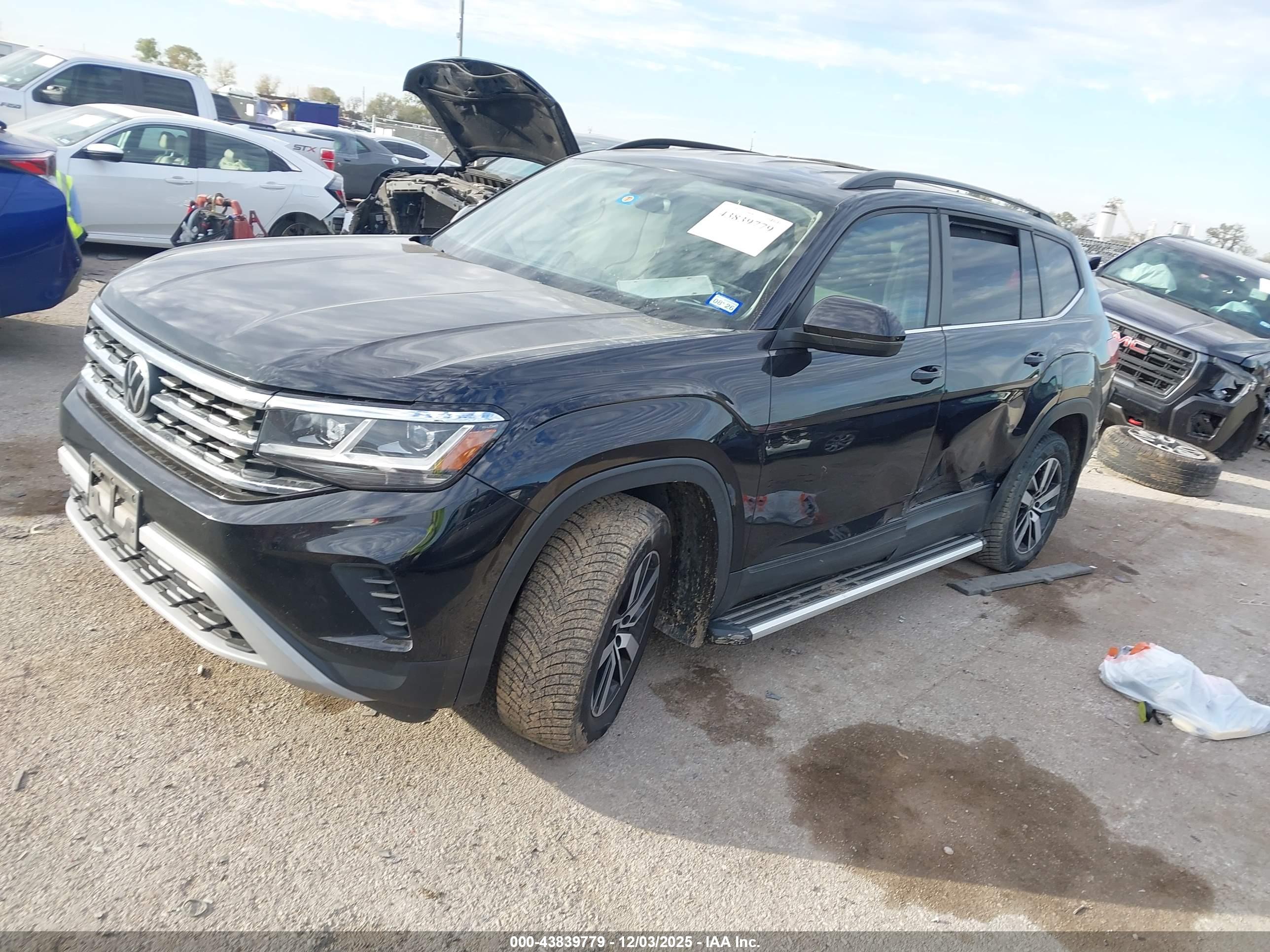 VOLKSWAGEN ATLAS image 2