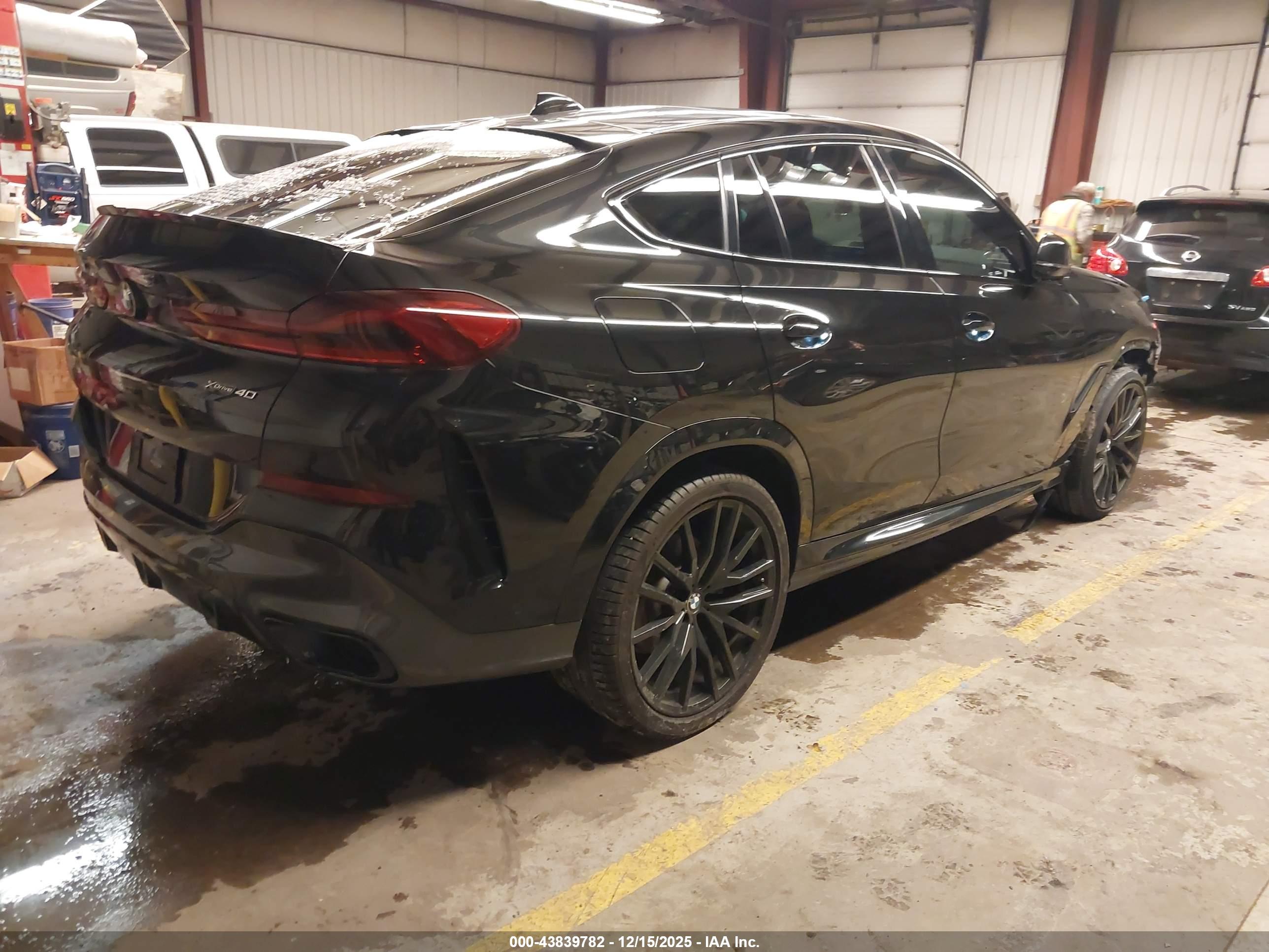 BMW X6 image 4