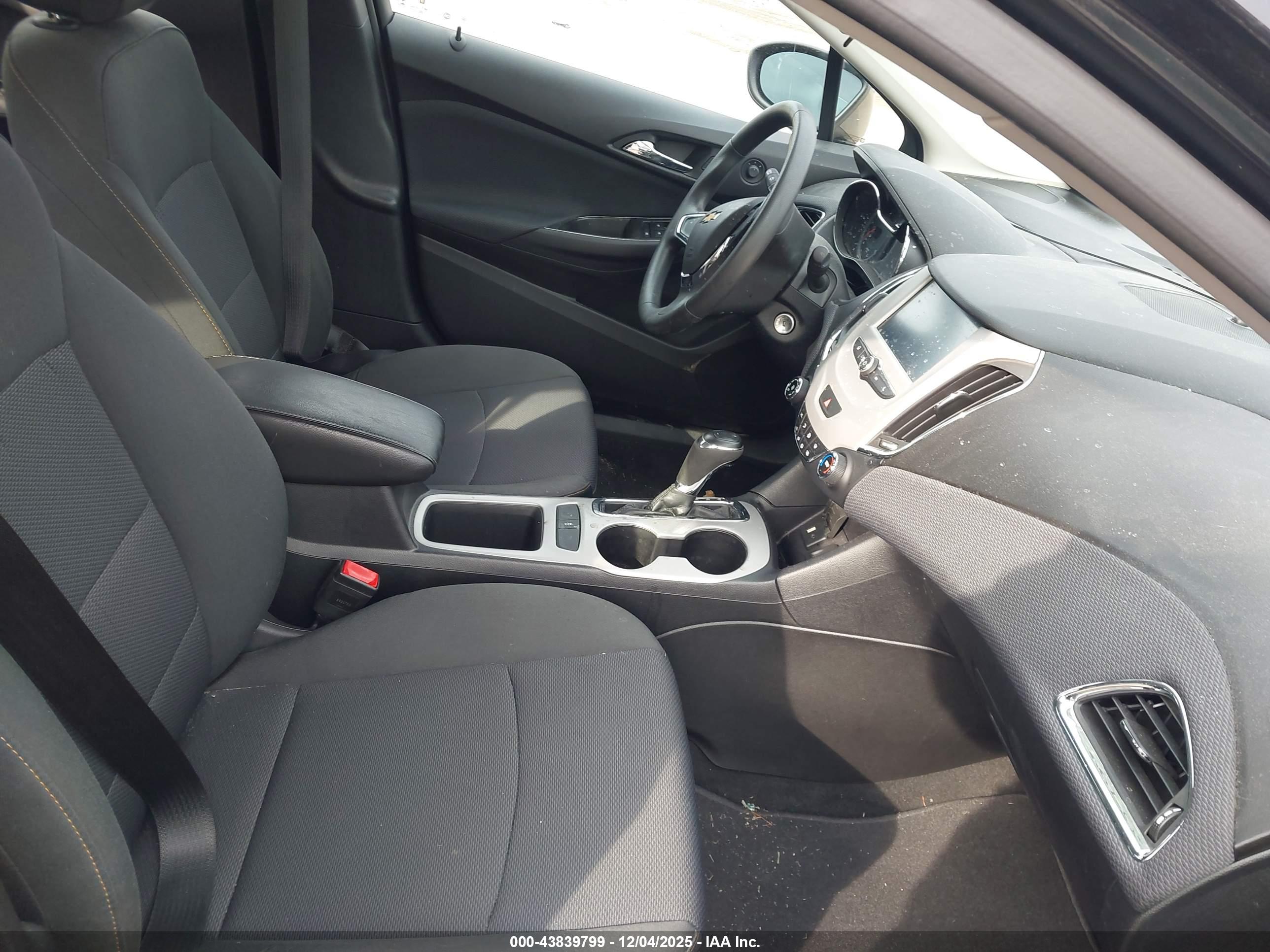 CHEVROLET CRUZE image 5