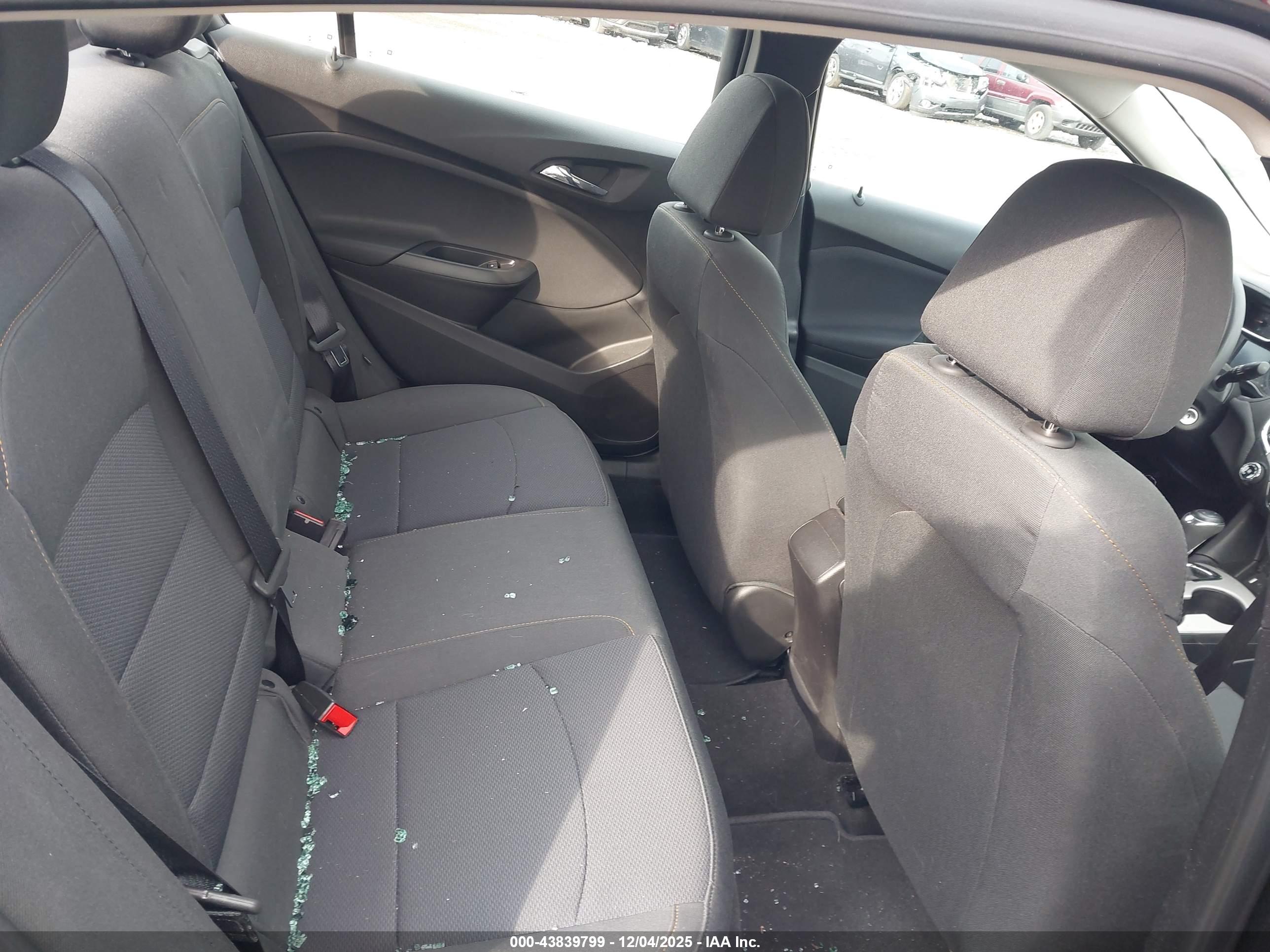 CHEVROLET CRUZE image 8