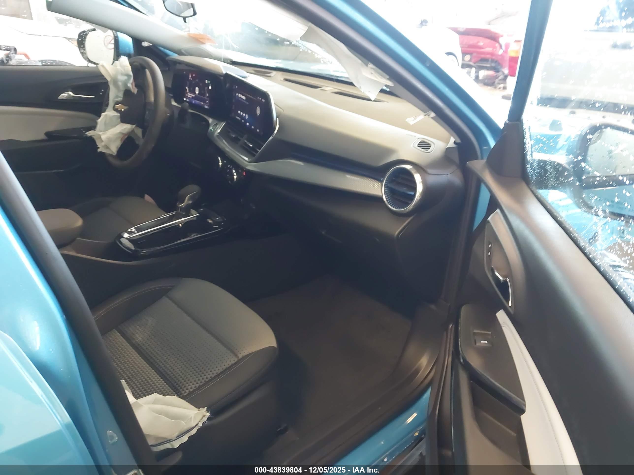 CHEVROLET TRAX image 5