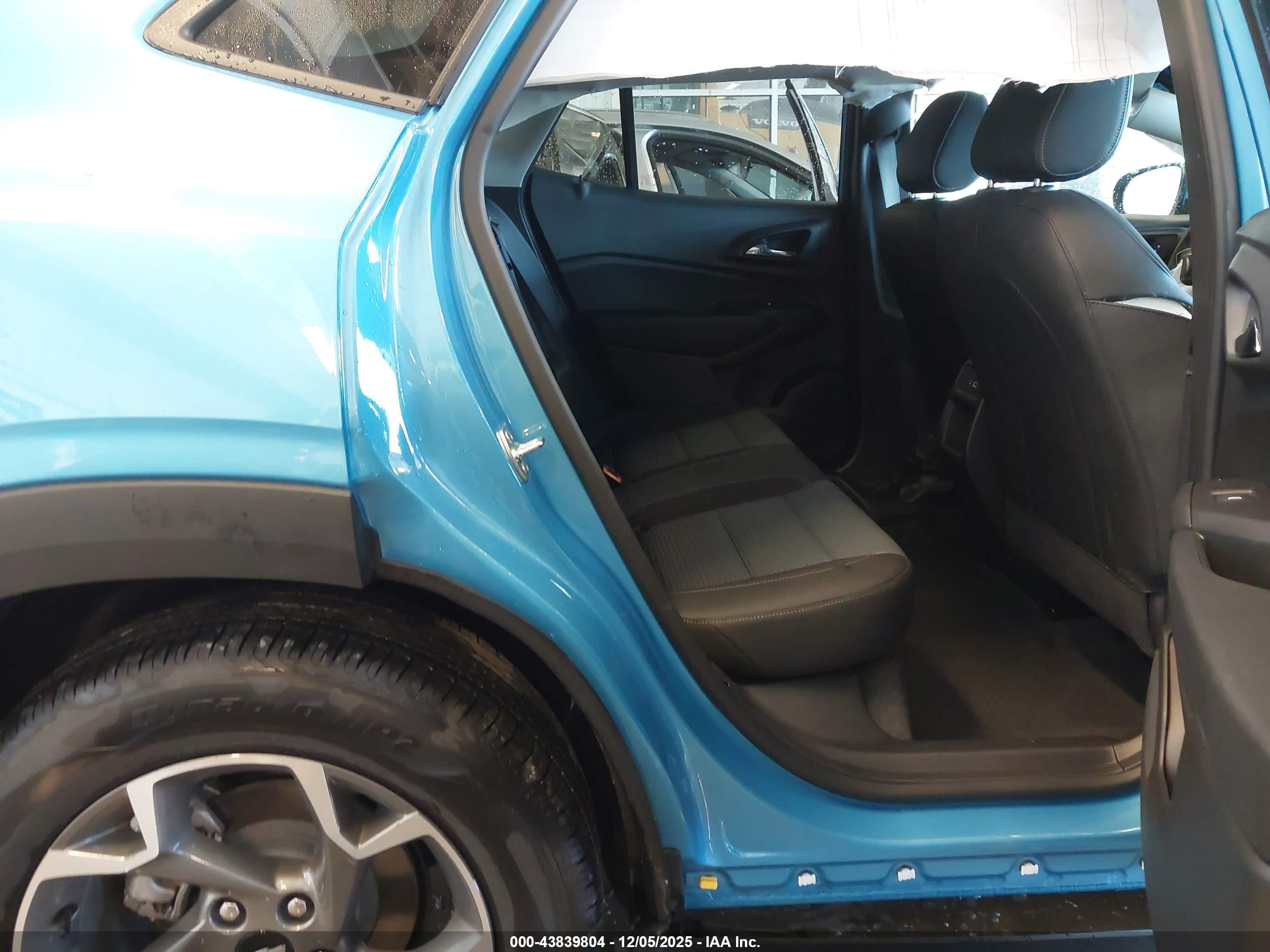 CHEVROLET TRAX image 8