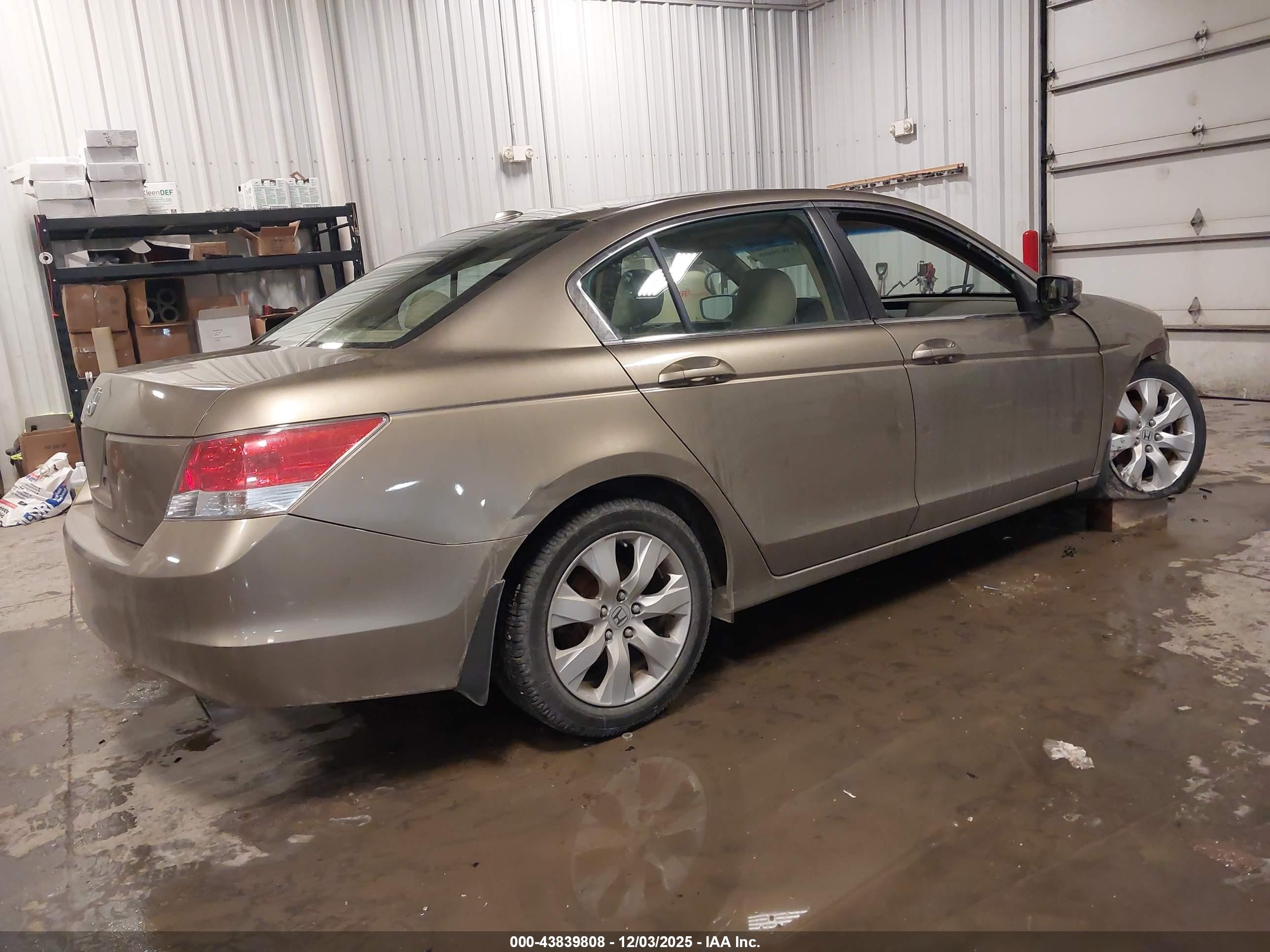 HONDA ACCORD image 4