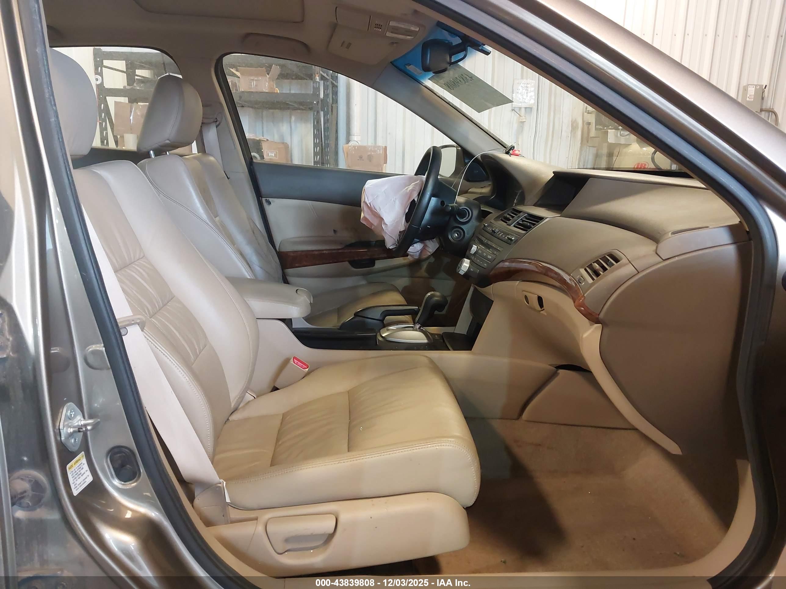 HONDA ACCORD image 5