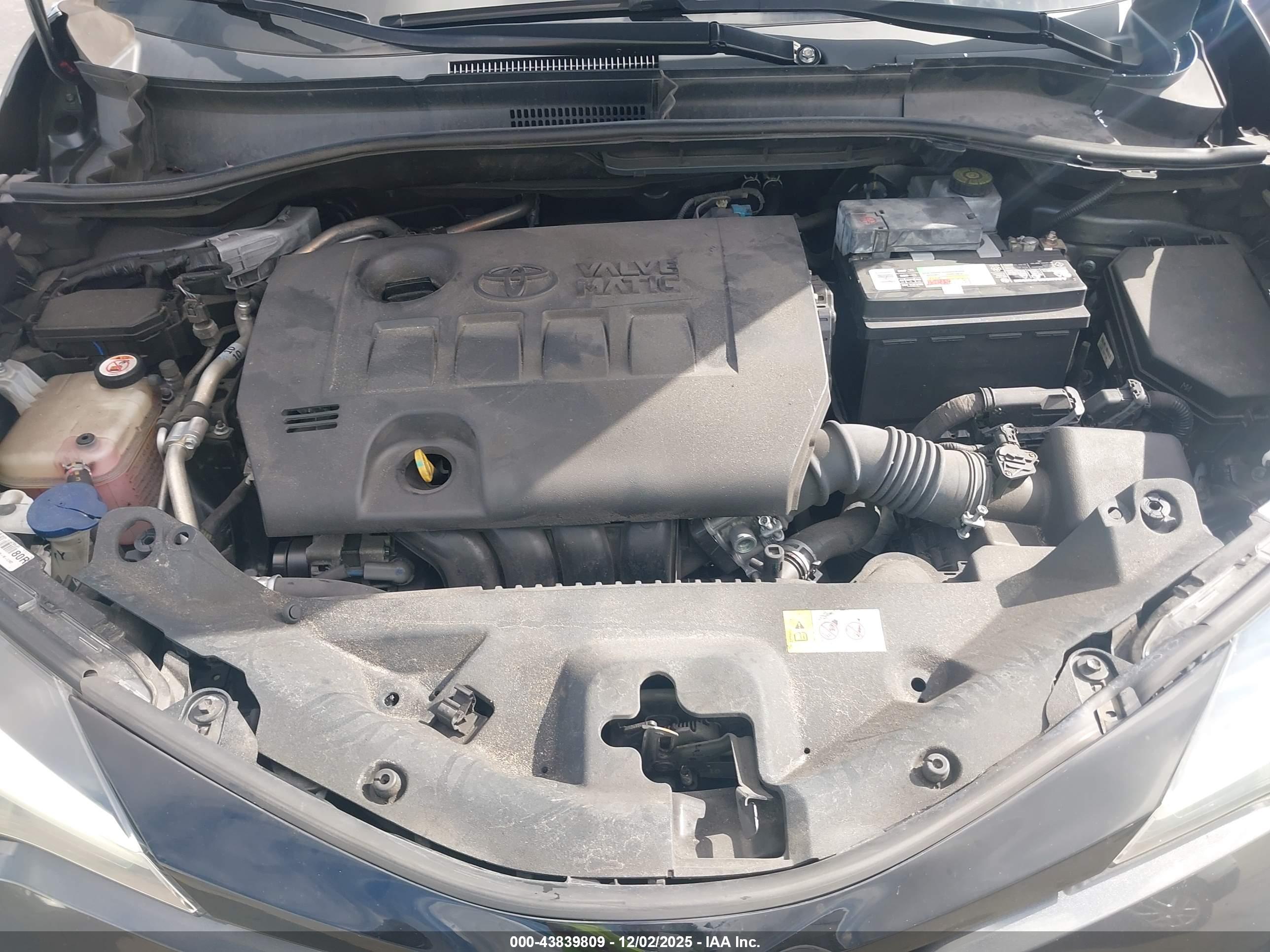 TOYOTA C-HR image 10