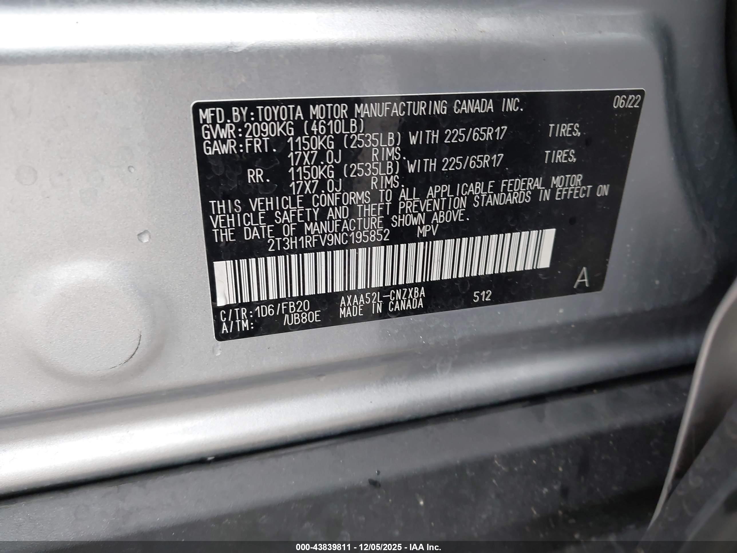 TOYOTA RAV4 image 9