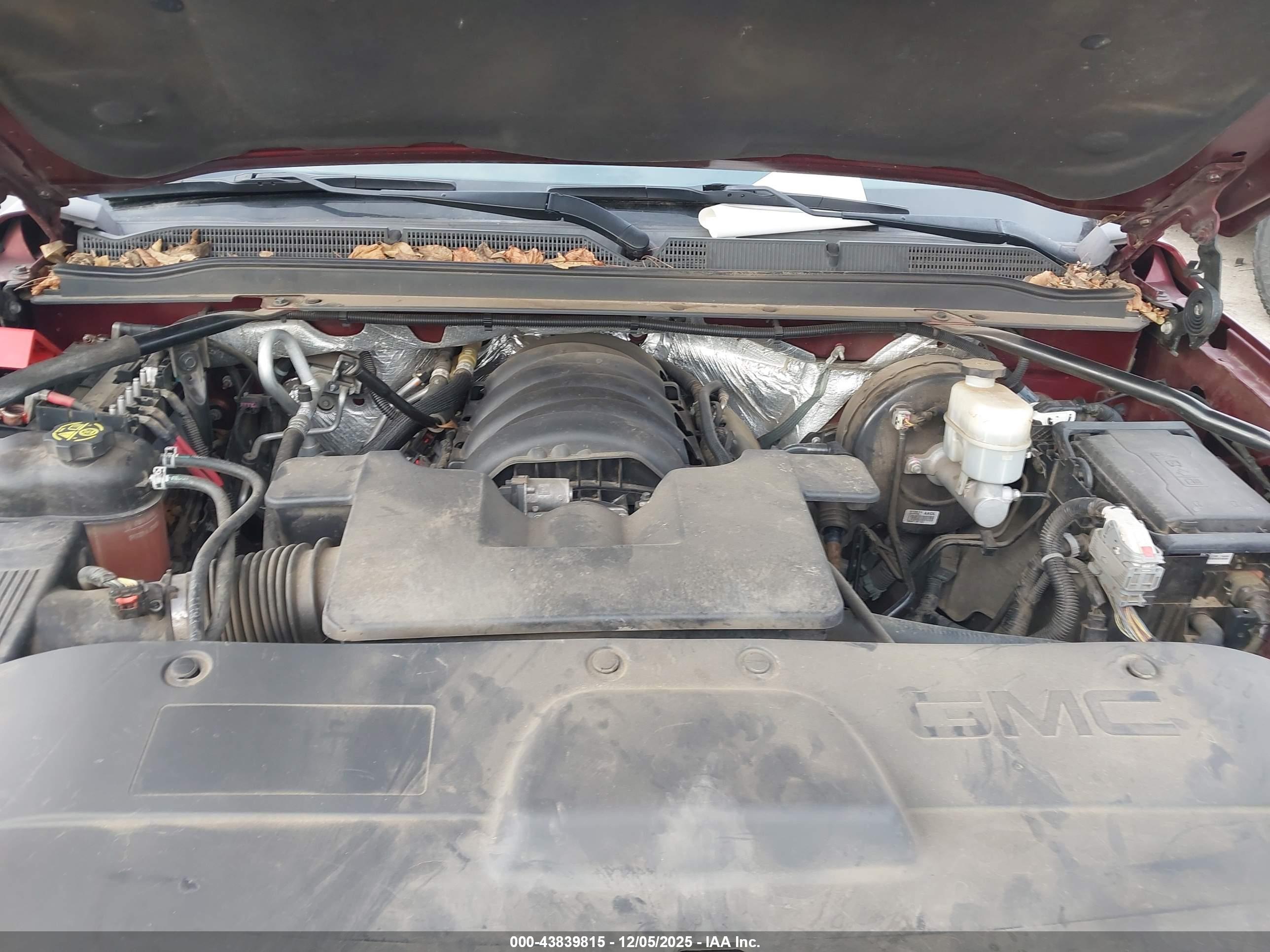 GMC YUKON image 10