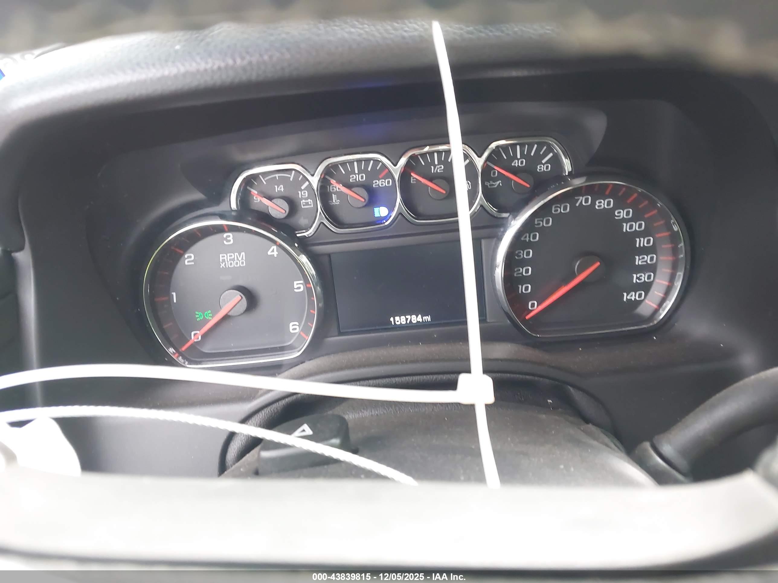 GMC YUKON image 7