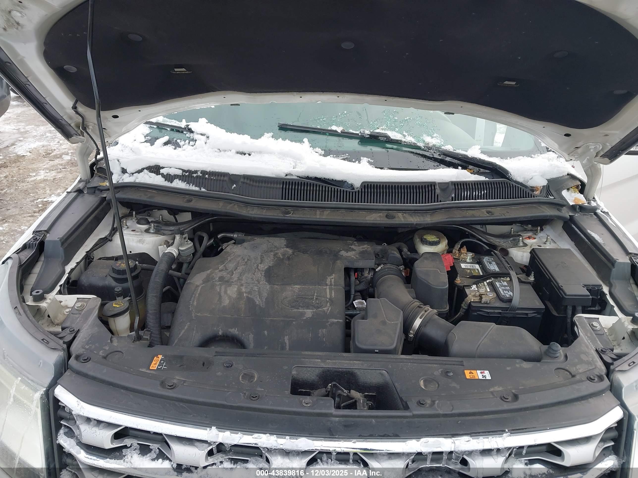 FORD EXPLORER image 10