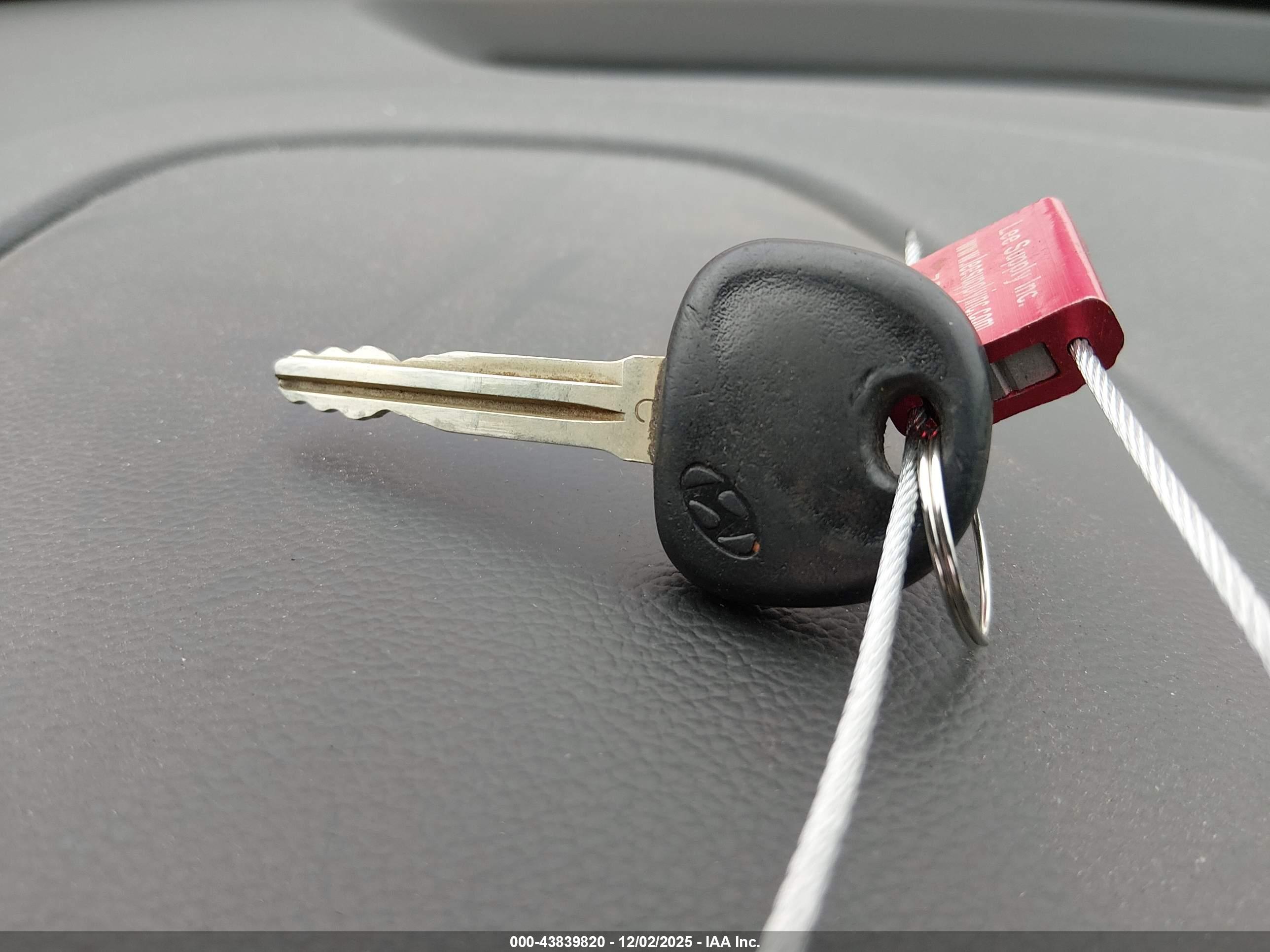 HYUNDAI ELANTRA image 11