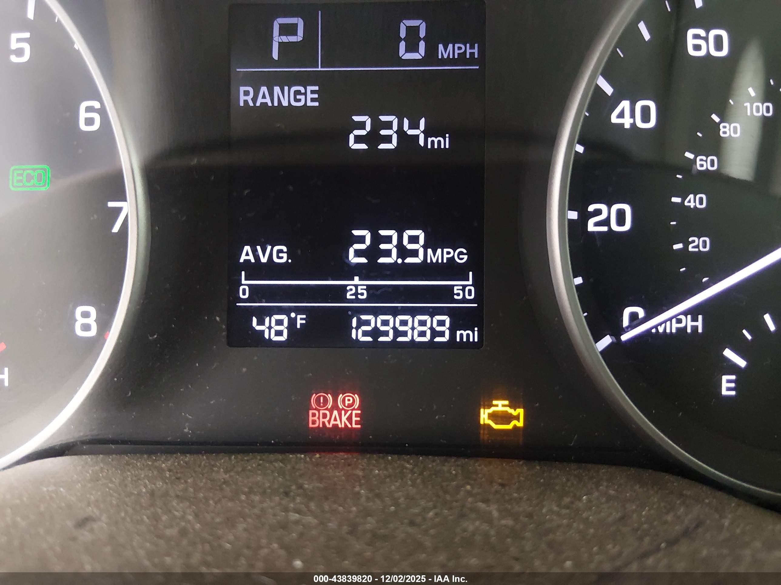 HYUNDAI ELANTRA image 7