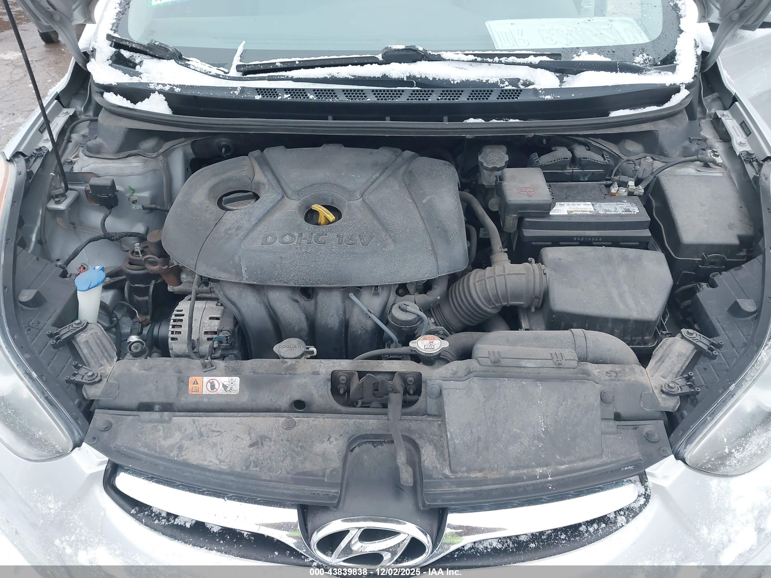 HYUNDAI ELANTRA image 10