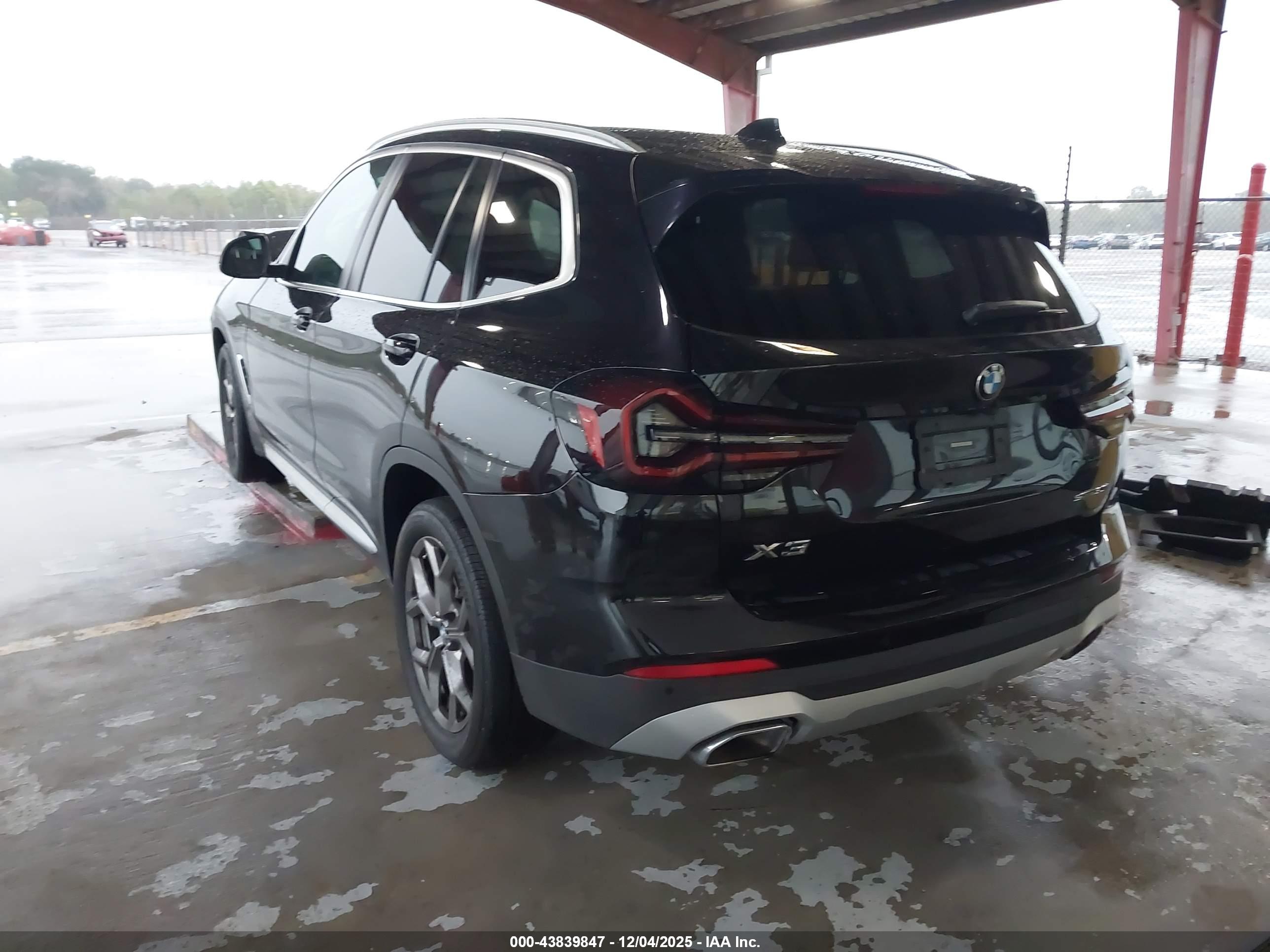 BMW X3 image 3
