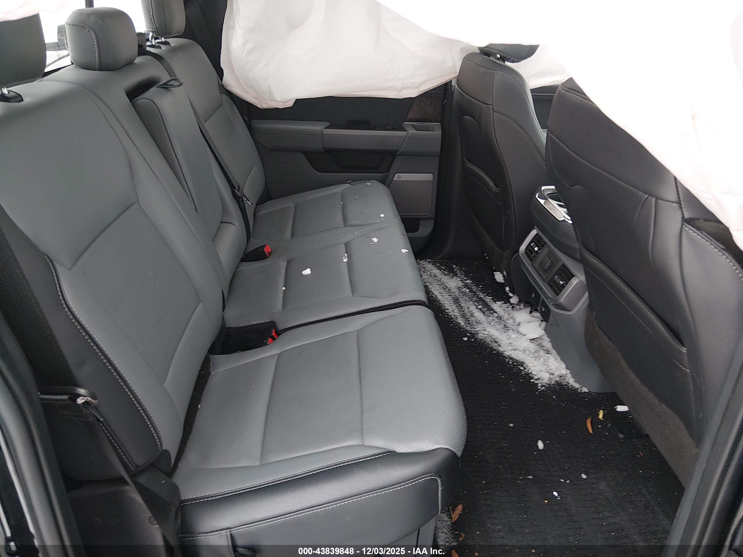 FORD F-150 image 8