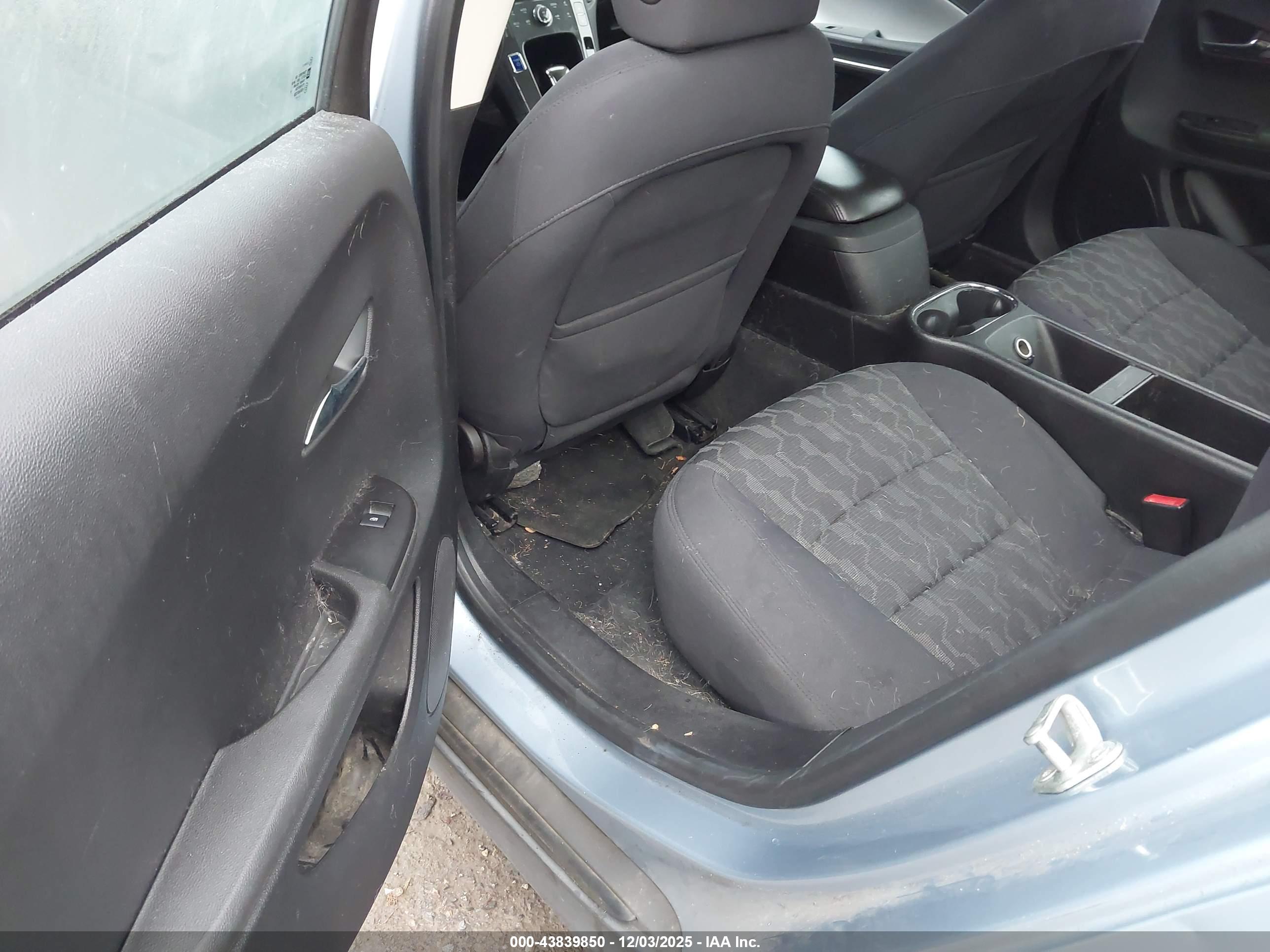 CHEVROLET VOLT image 8