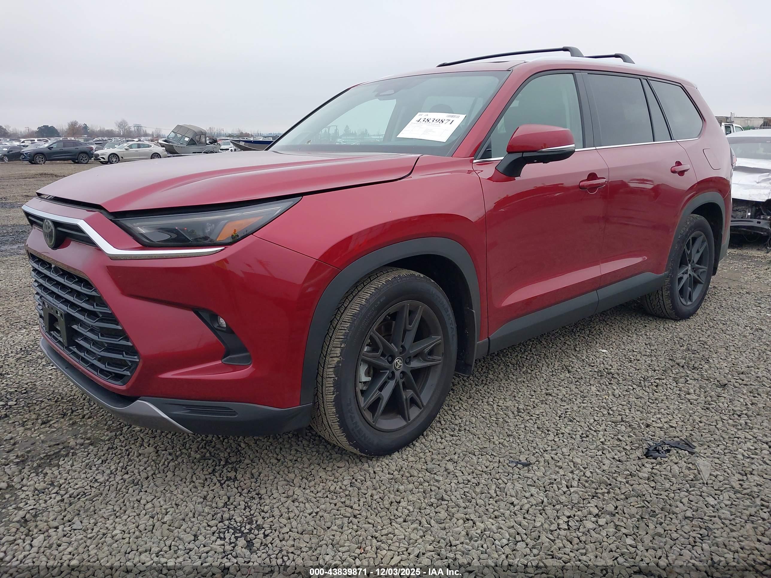 TOYOTA GRAND image 2