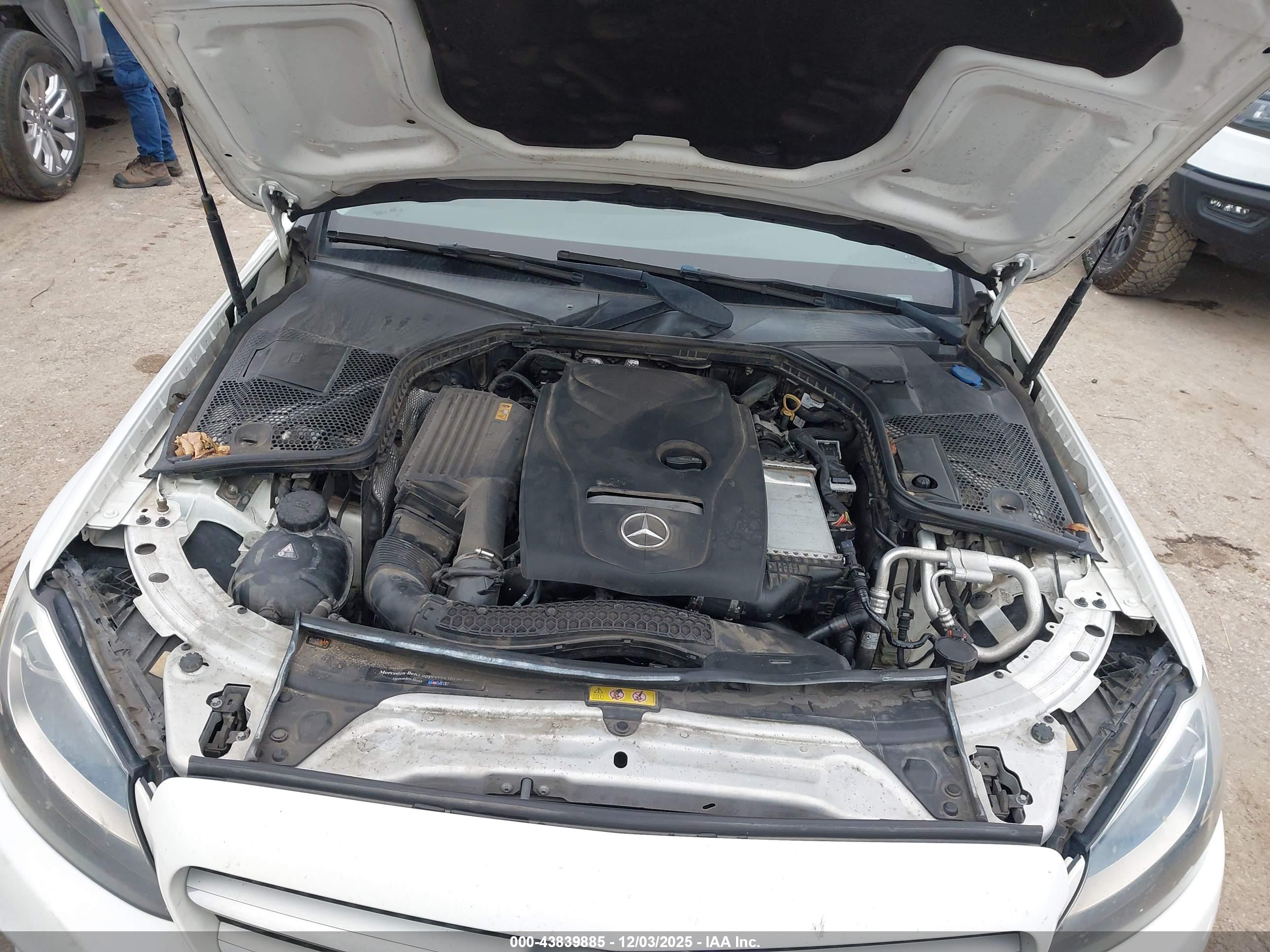 MERCEDES-BENZ C image 10