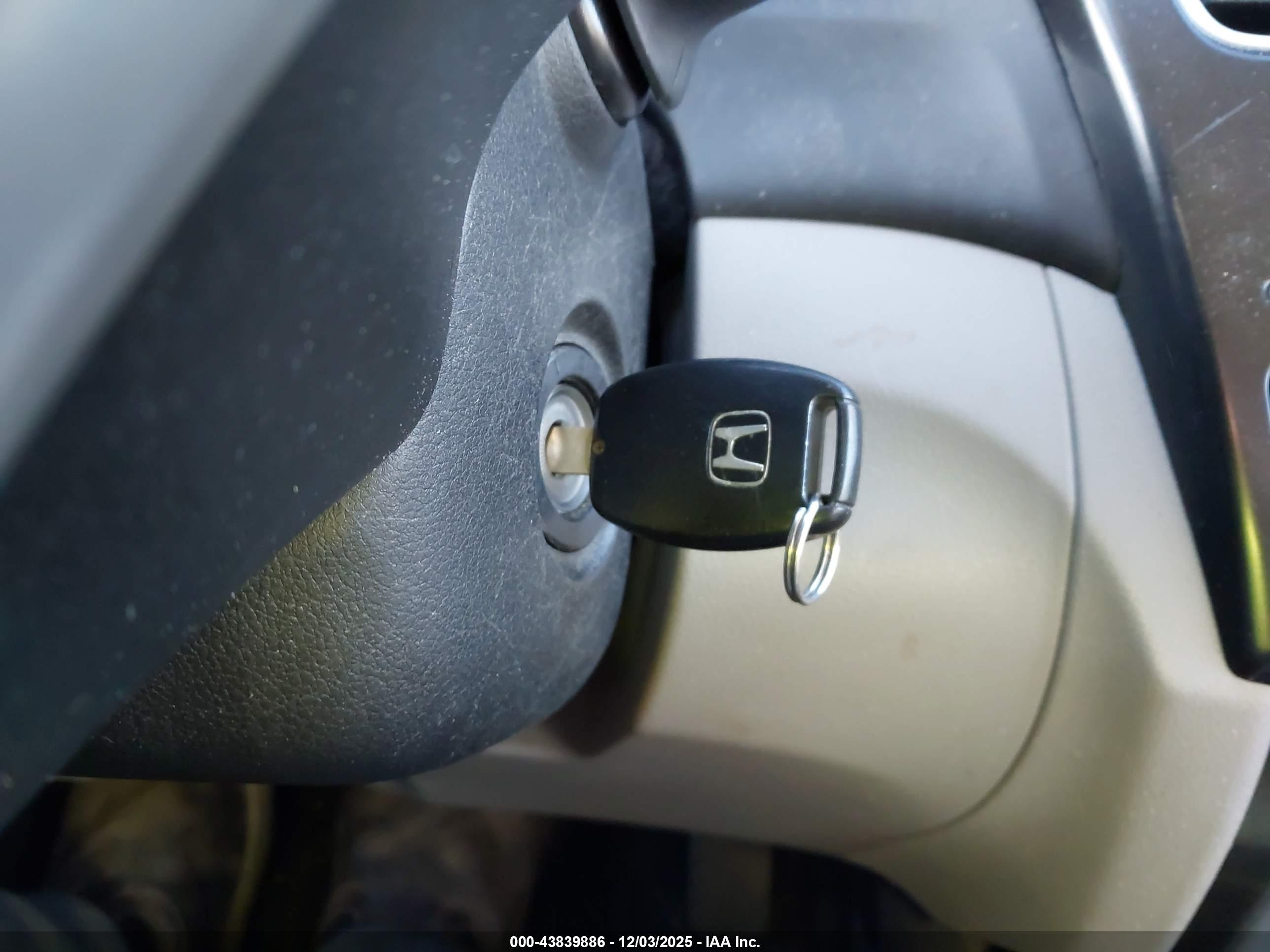 HONDA CIVIC image 11