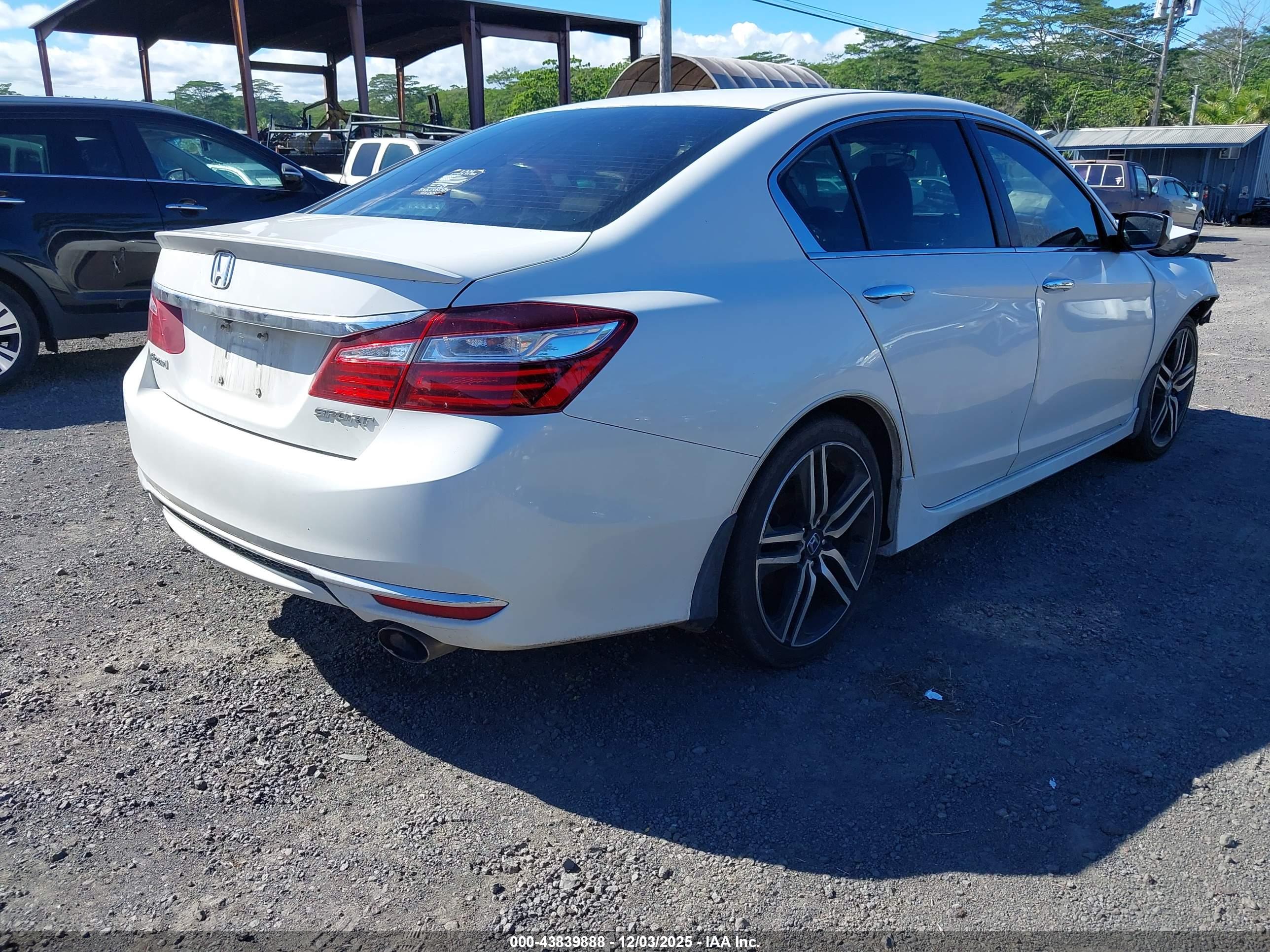 HONDA ACCORD image 4