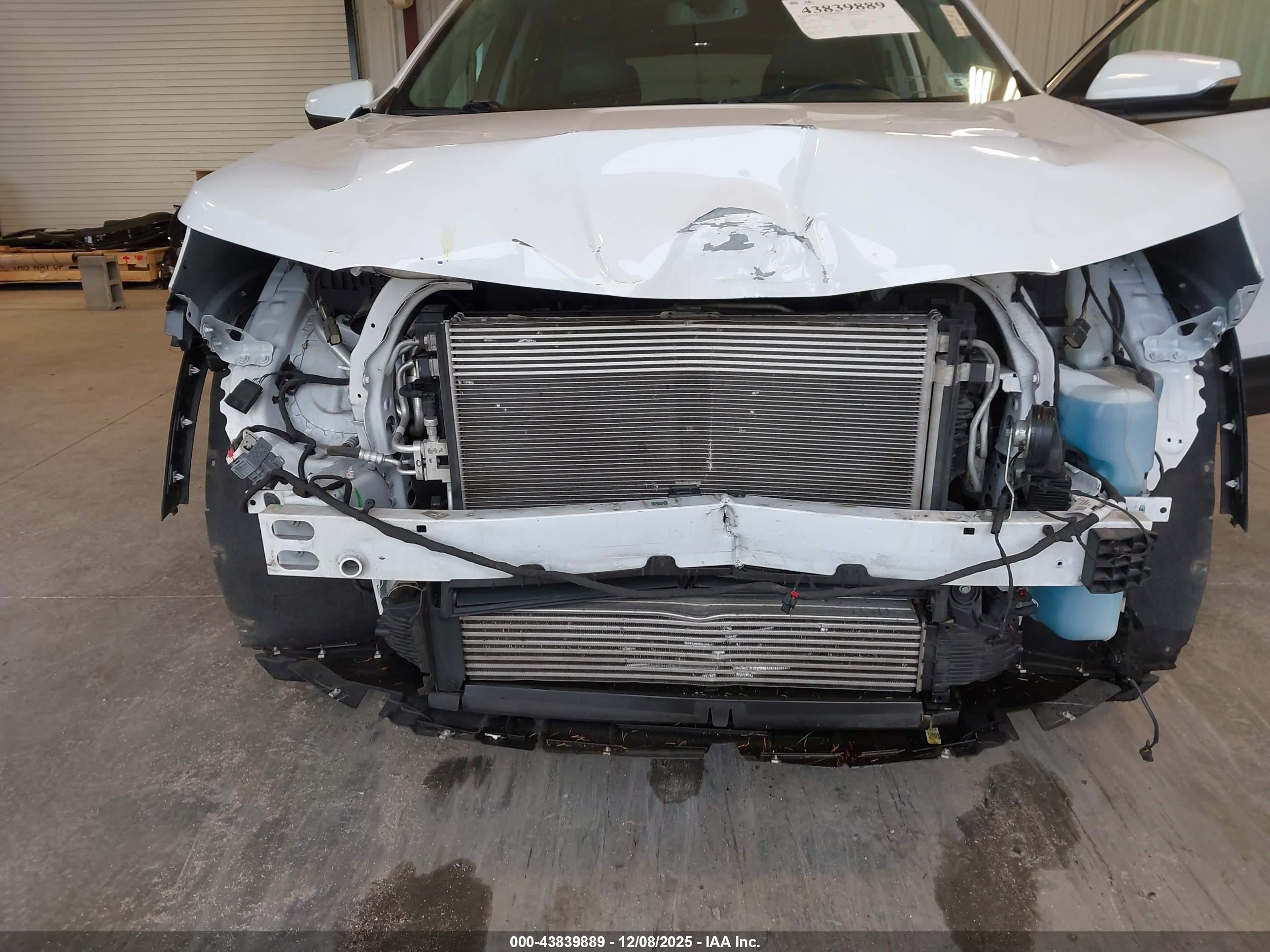 GMC TERRAIN image 6