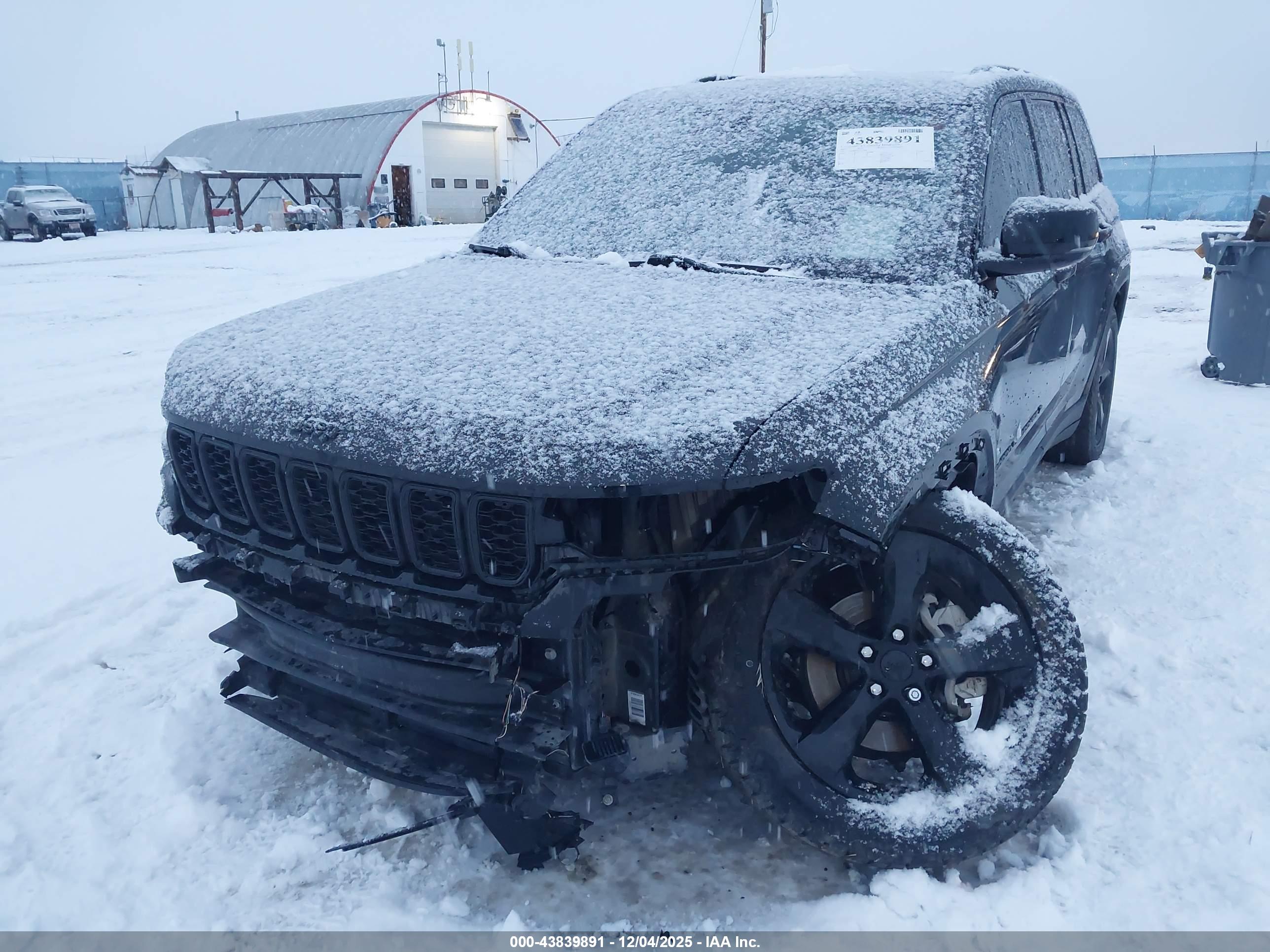 JEEP GRAND image 6